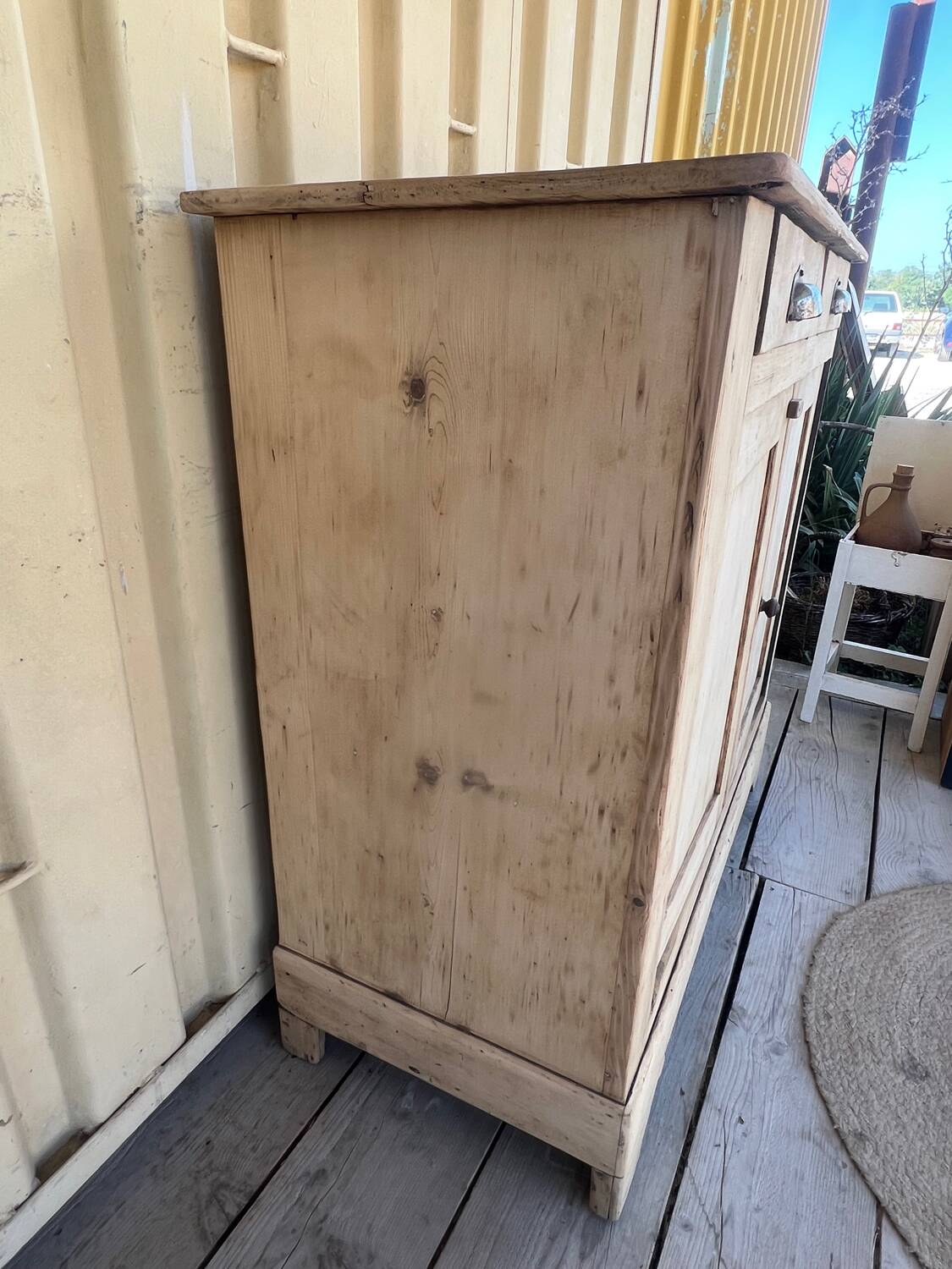 Parisian-style buffet