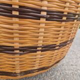 Wicker laundry basket