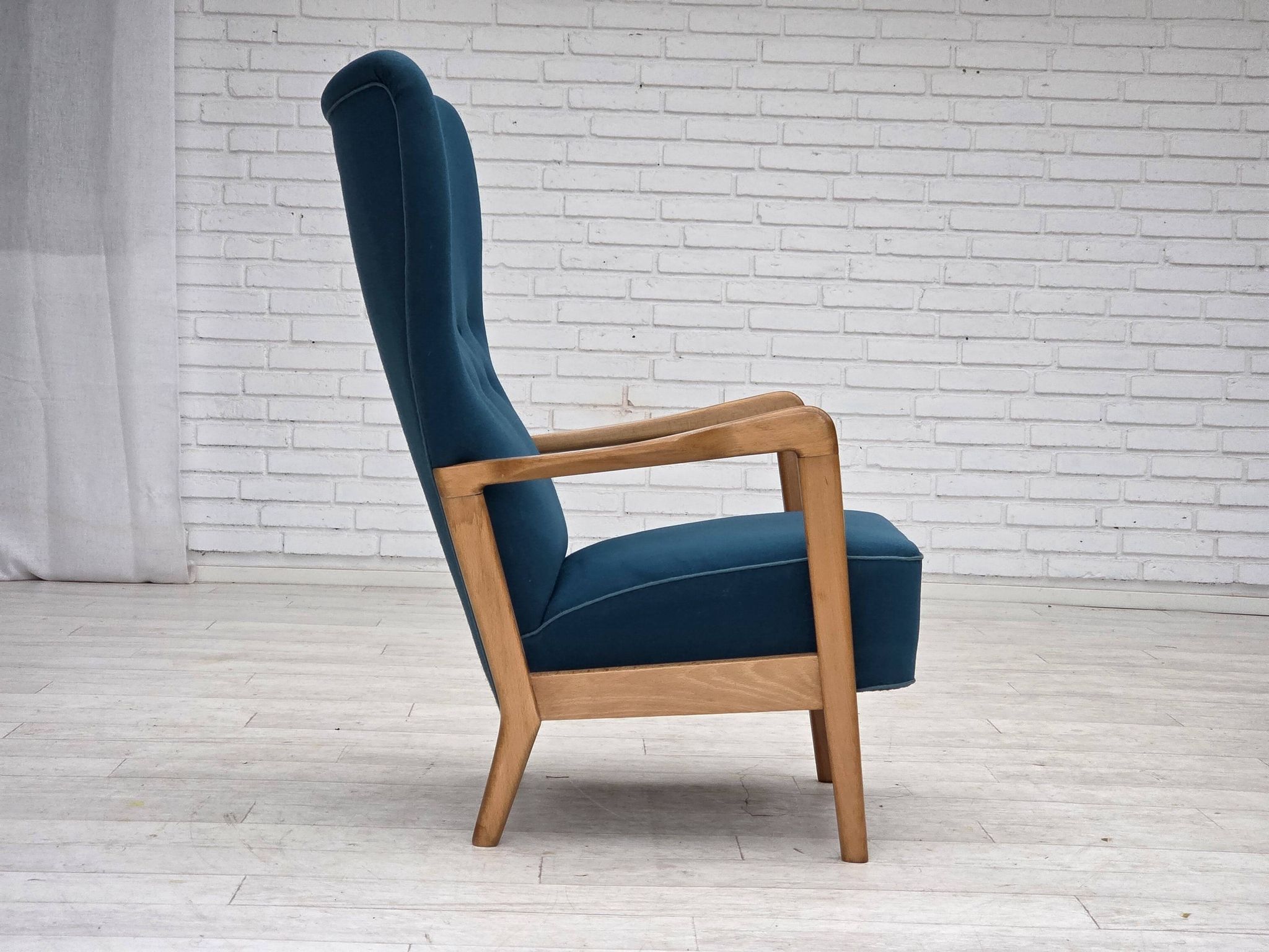 1970s, Danish armchair by Fritz Hansen, furniture wool, beech wood.