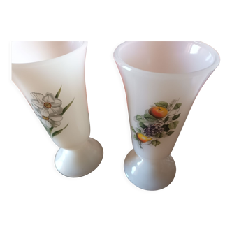 2 vases Arcopal vintage