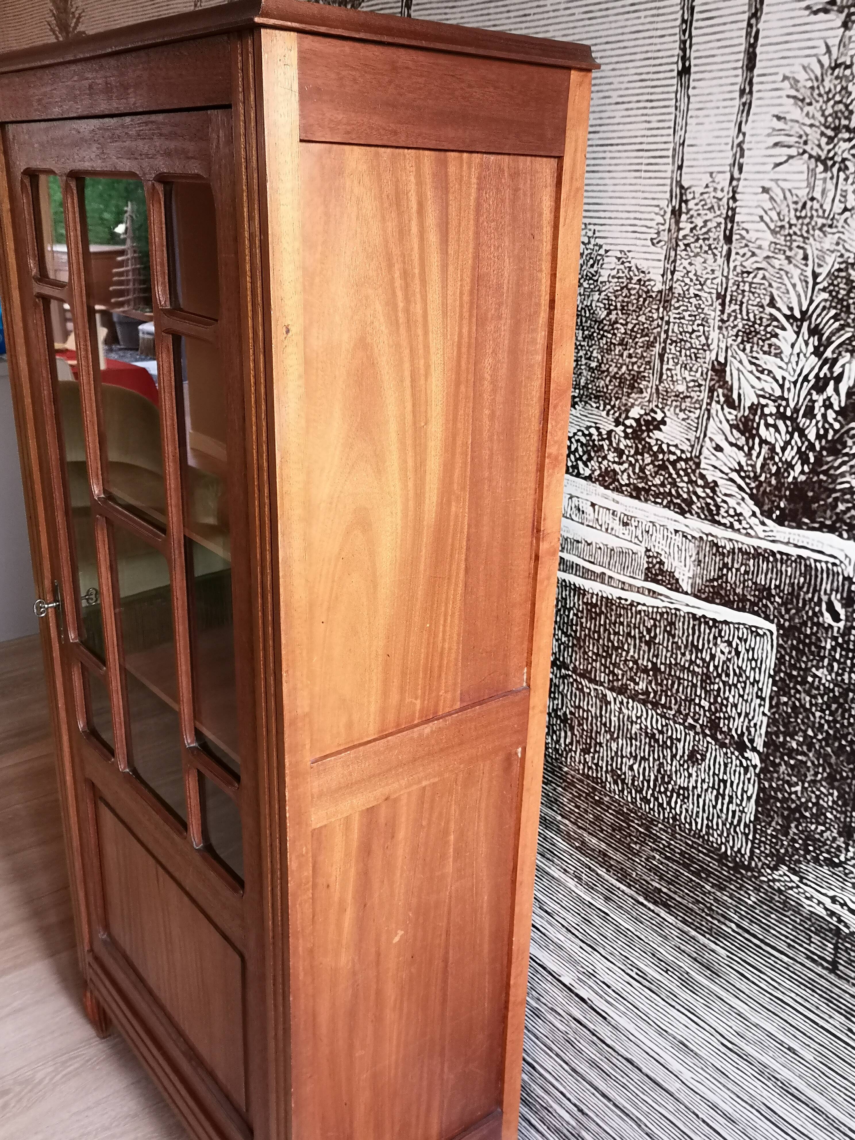 Glass-glazed Parisian wardrobe