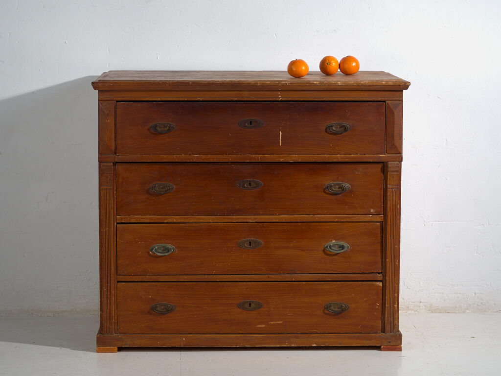 Central European antique chest of drawers with four drawers – Central Europe, circa 1910