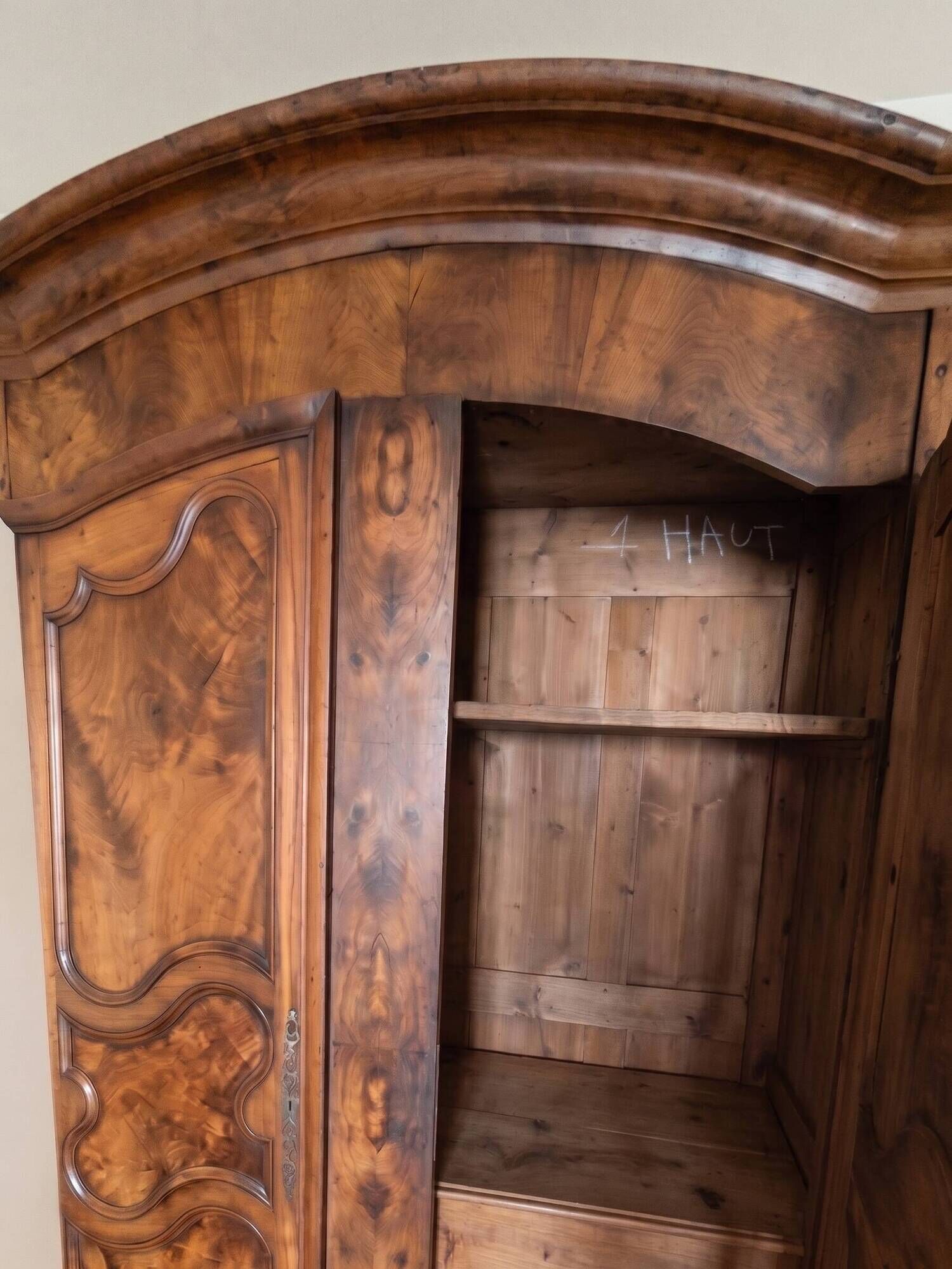 Antique Louis XV wardrobe in solid wood