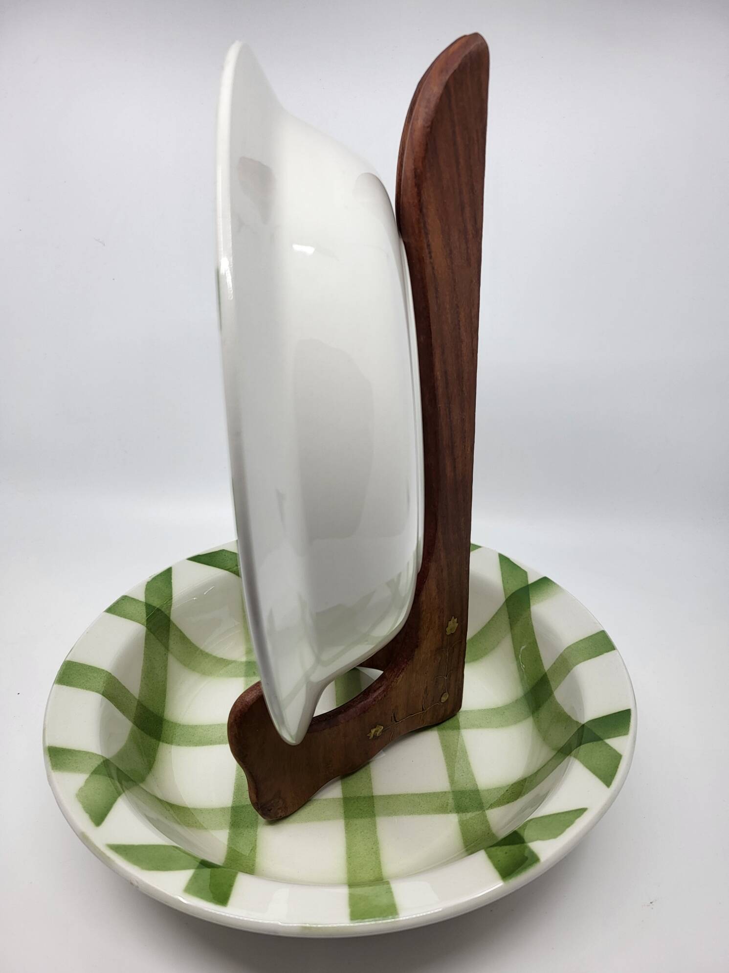 Moulin des Loups Orchies serving dishes, "Nappe" model, Green (set of 9)