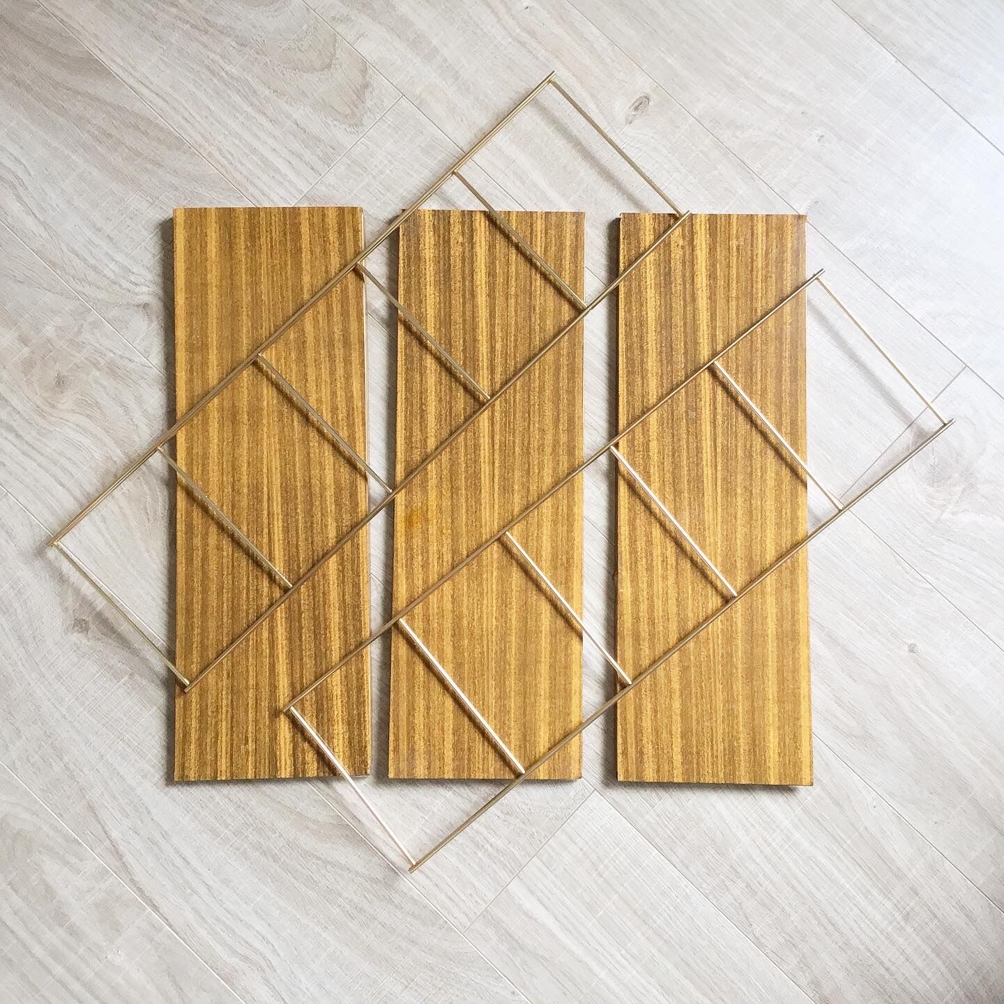 Vintage string shelf