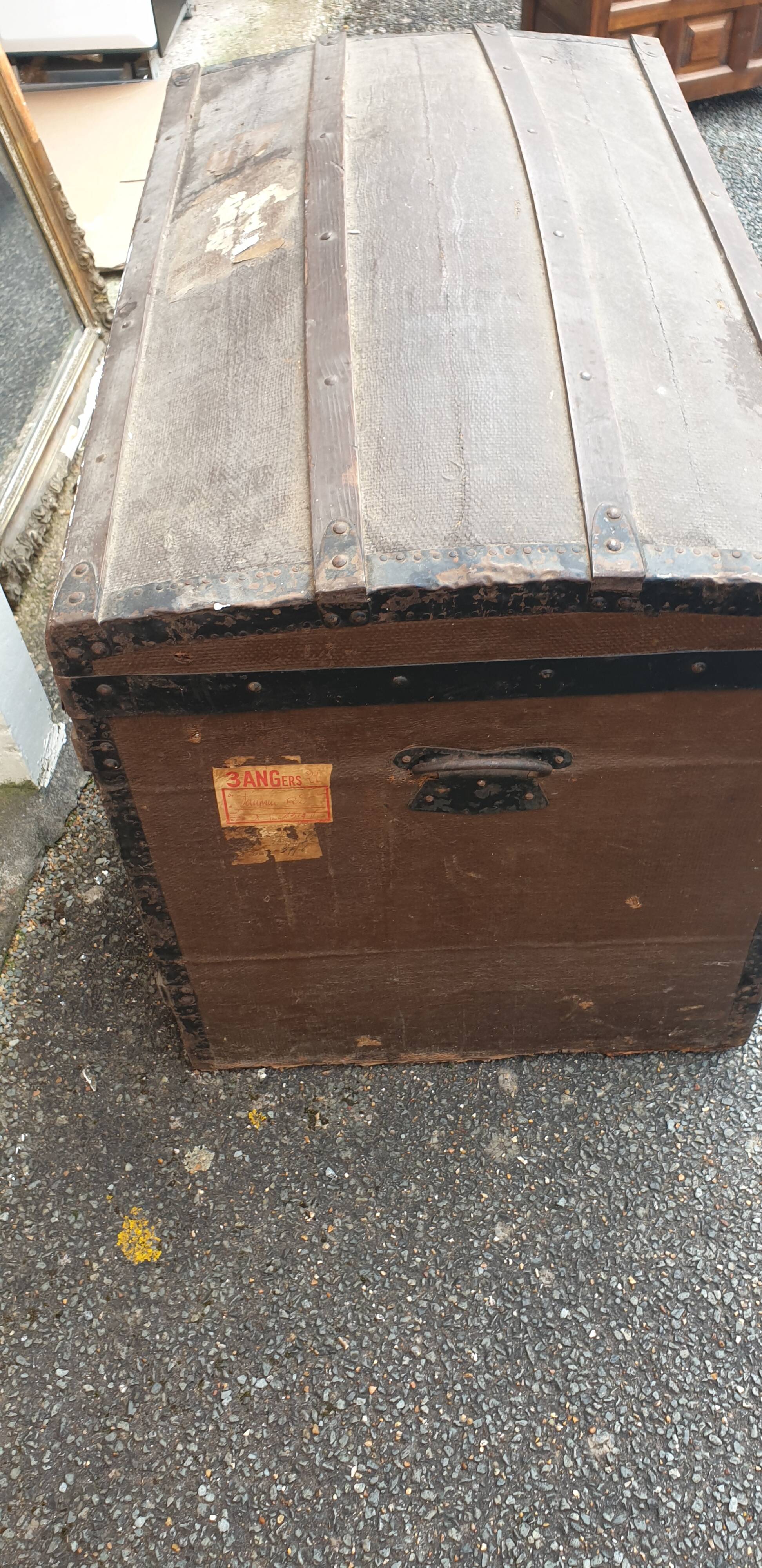 Curved trunk late 19th century