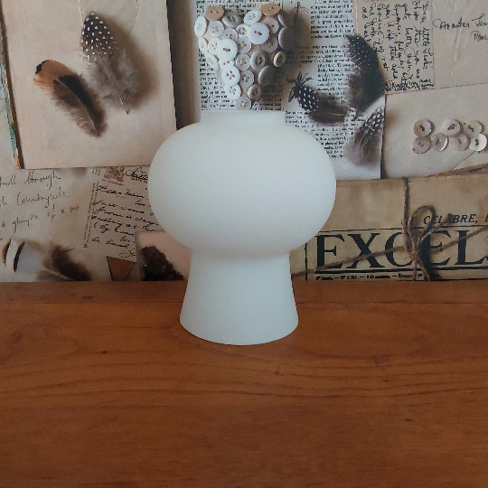 Replacement lampshade in vintage French white glass.