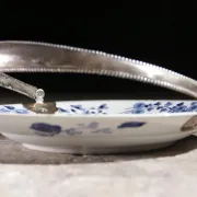 Chinese Kangxi blue and white plate with silver handle – ca. 1700