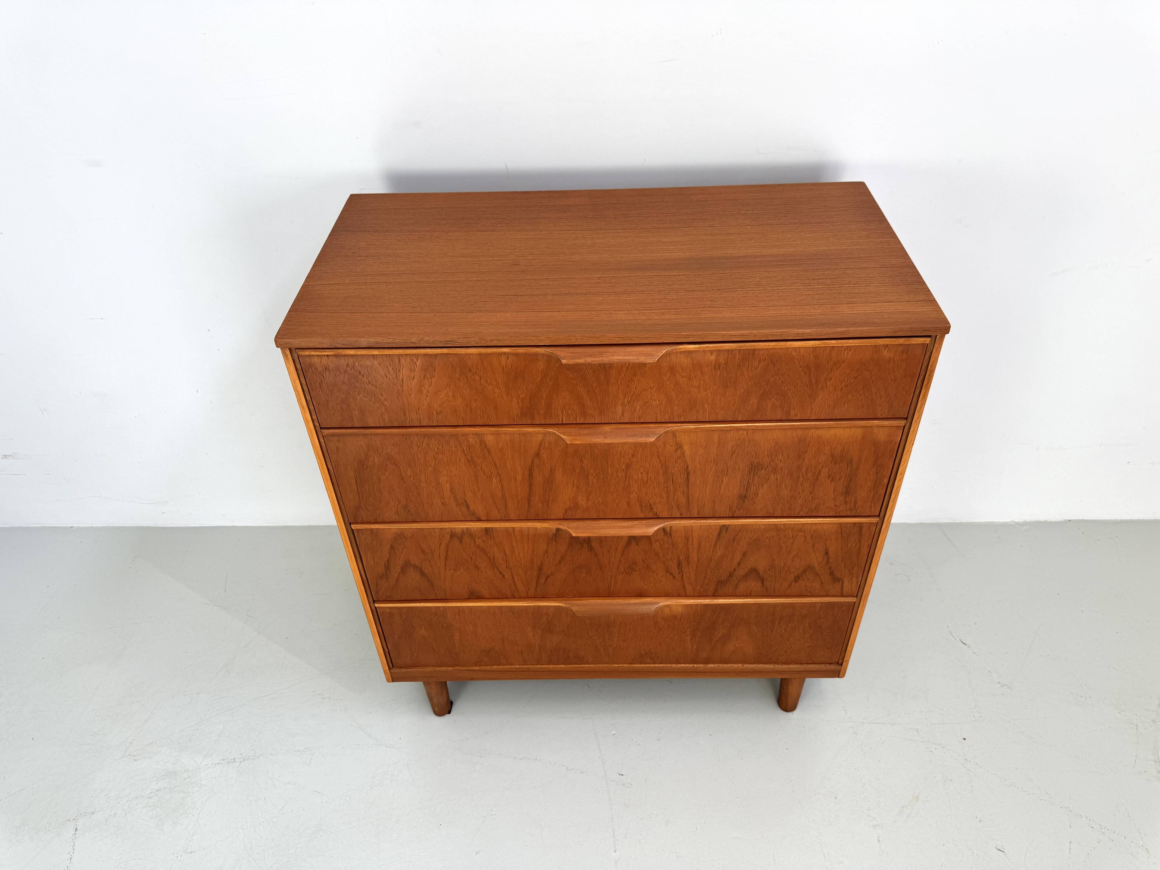 Vintage chest of drawers from Austinsuite, designed by Frank Guille, 1960s.