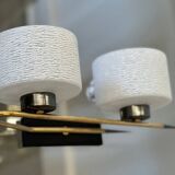 Paire d'appliques vintage années 60, appliques chic parisiennes en laiton et verre texturé