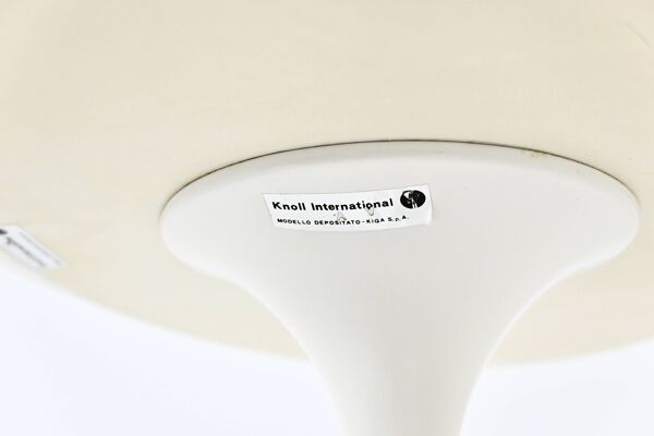 Table d'appoint par Eero Saarinen pour Knoll International, années 1960