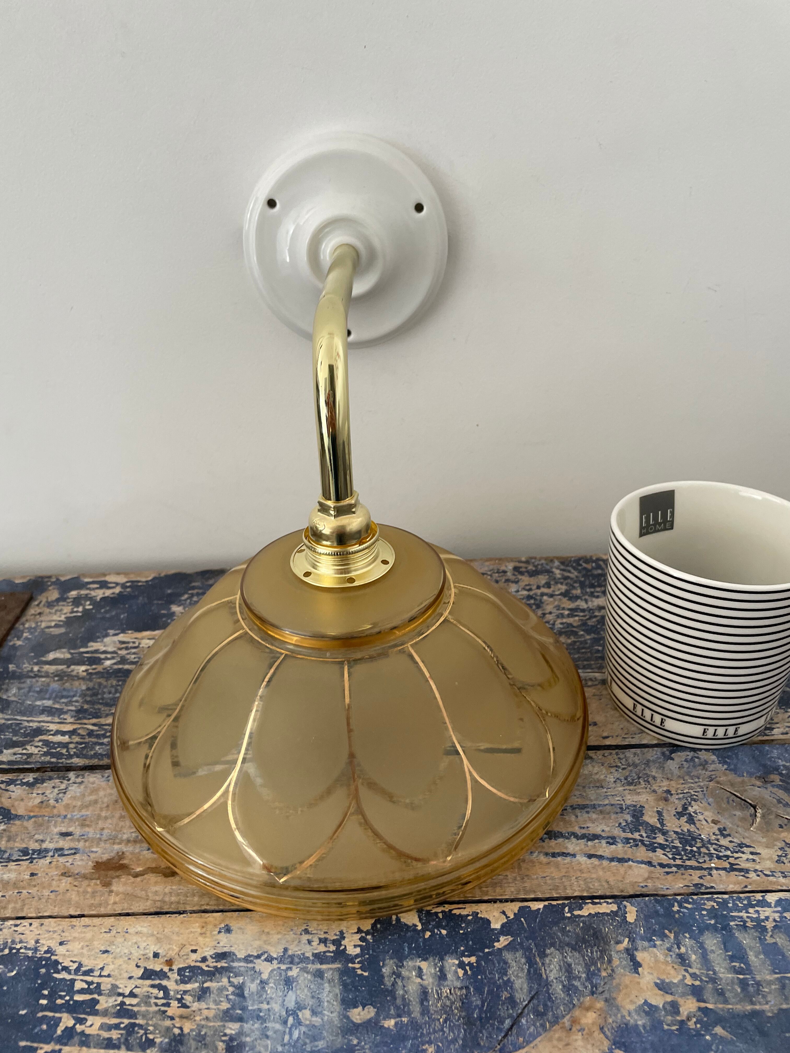 Vintage Art Deco wall lamp