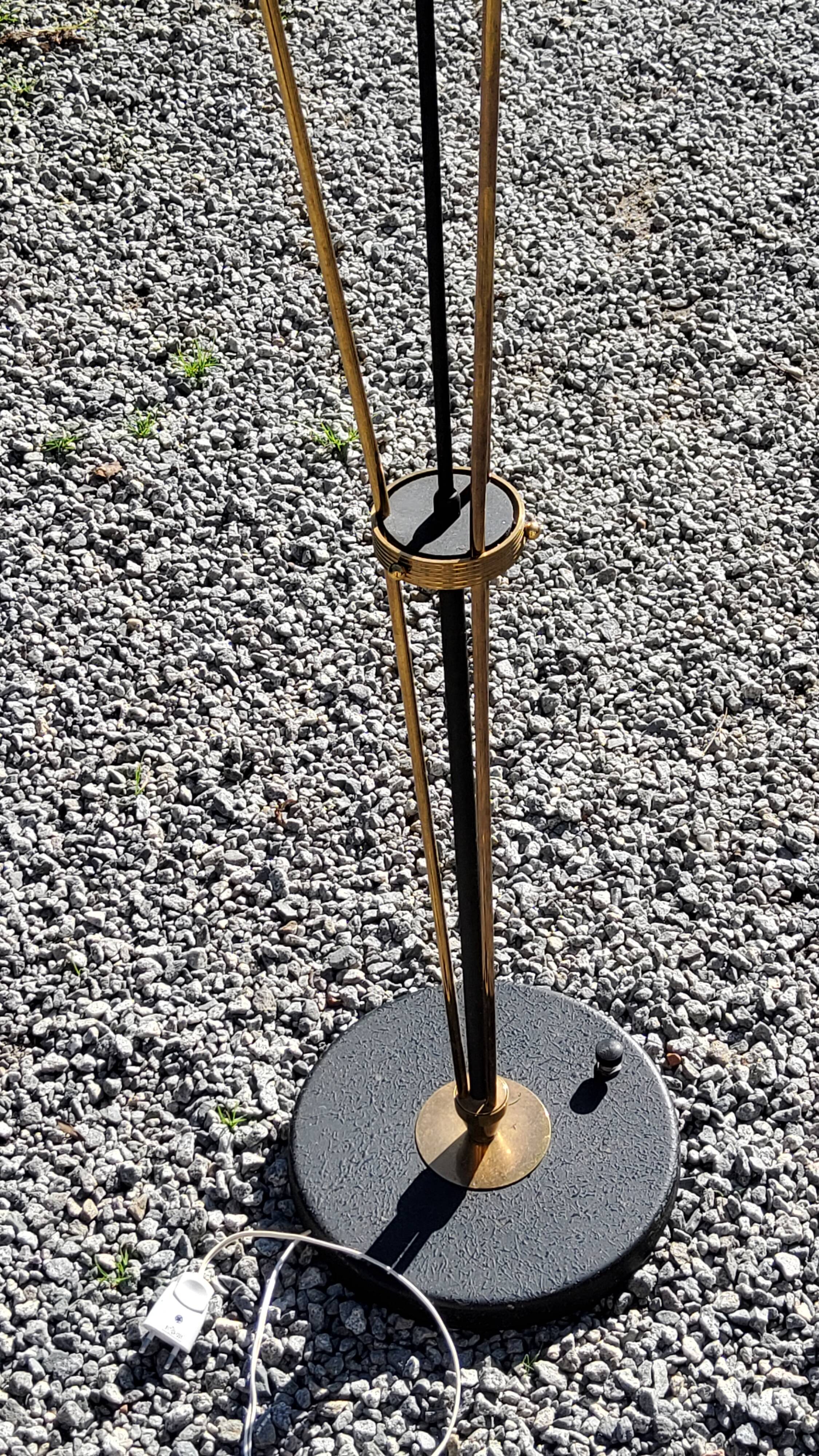 Vintage floor lamp from the 60s from Lunel