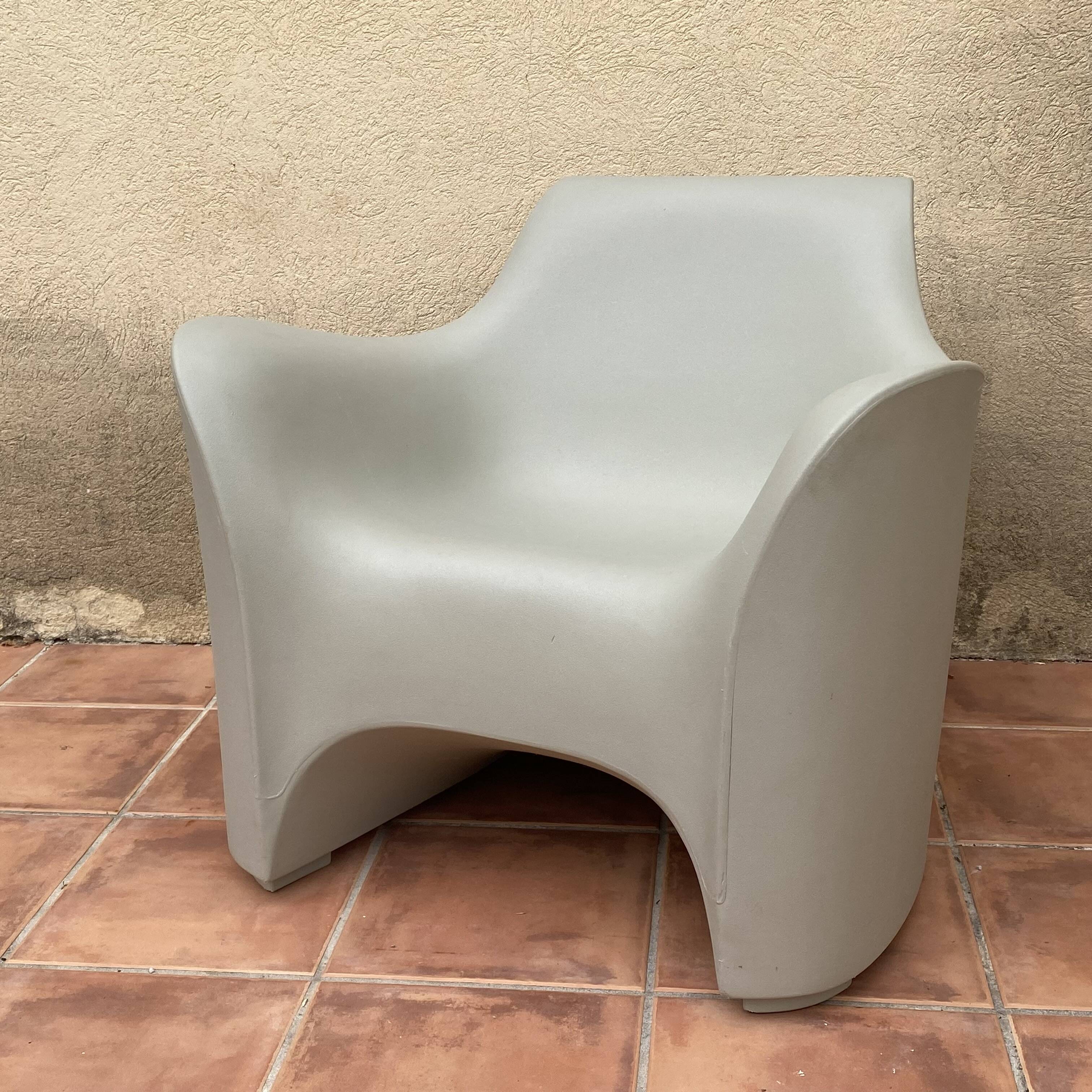 Tokyo pop armchair by tokujin yoshioka.