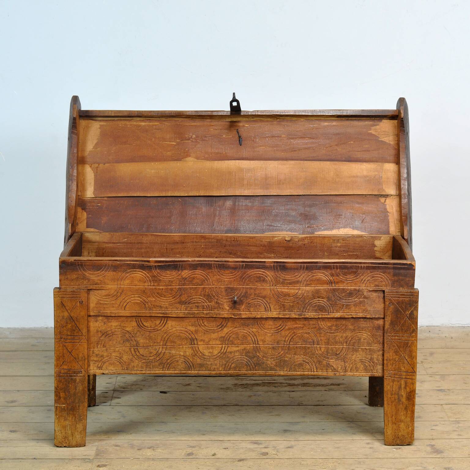 antique shepherd's chest, 1850s