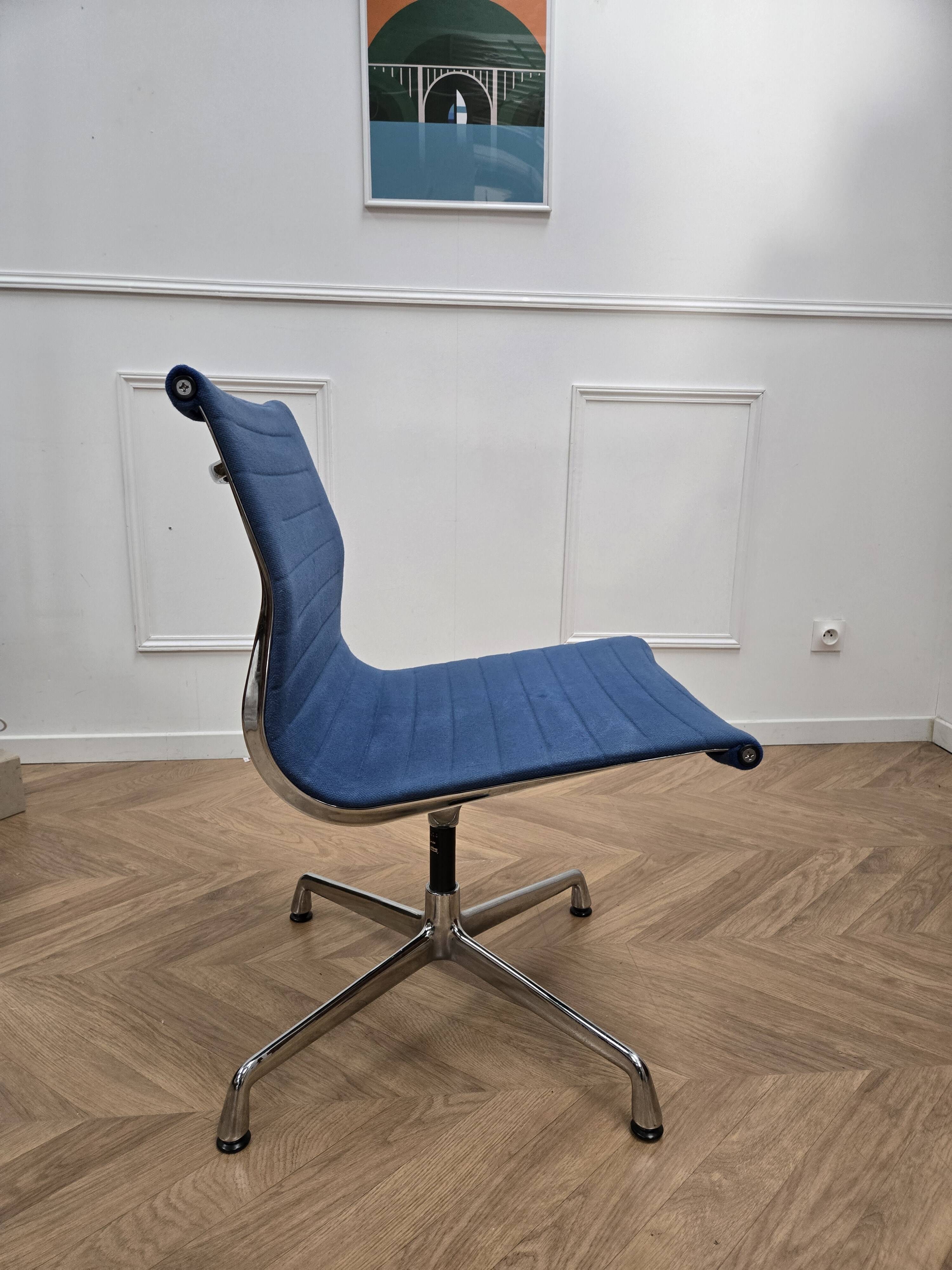 Chaise de bureau Charles et Ray Eames