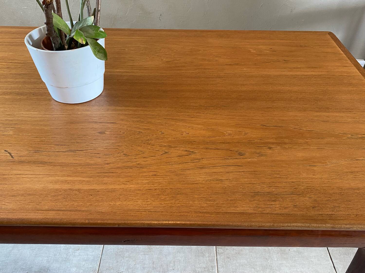 Vintage extendable teak table