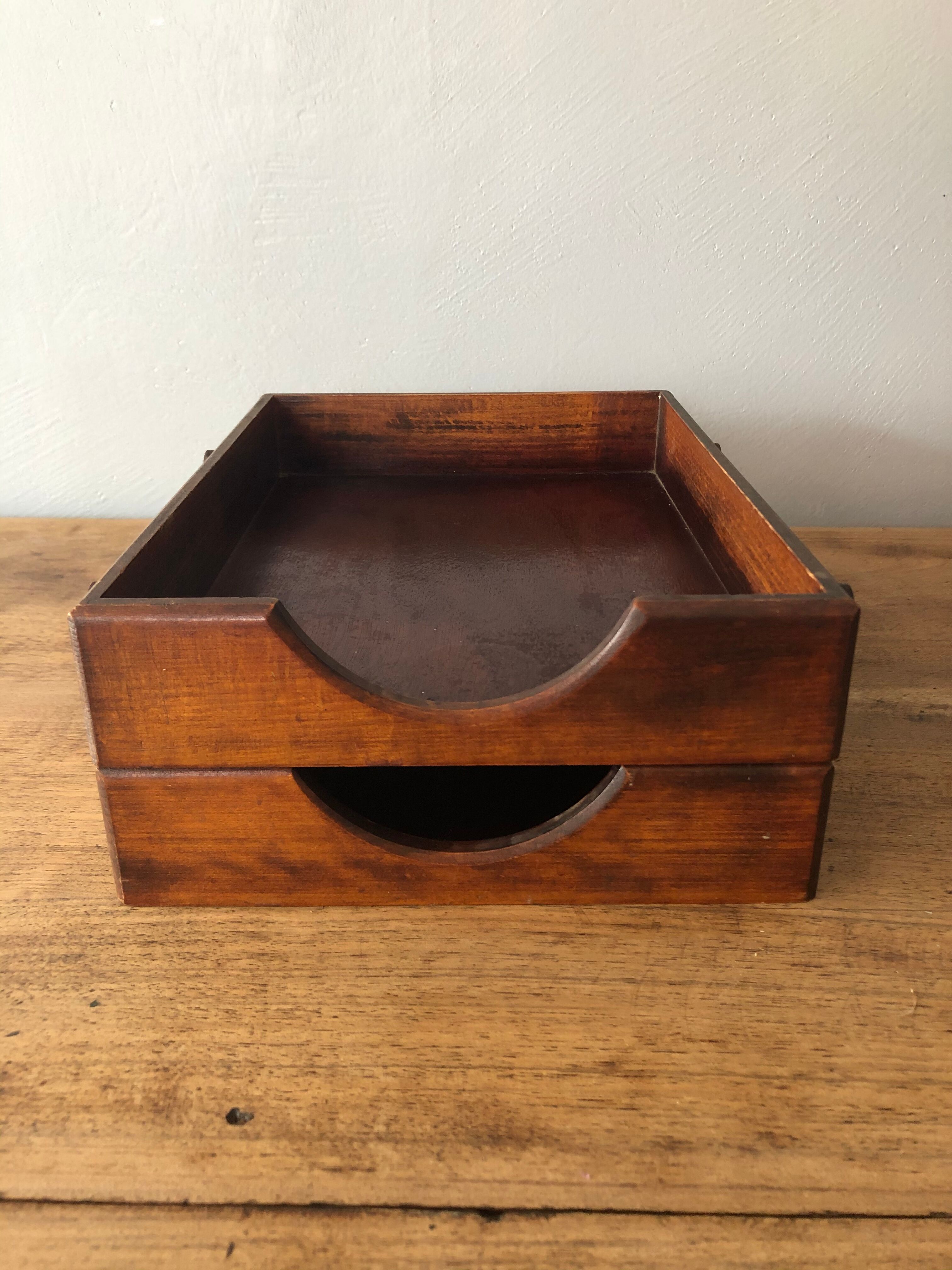 Storage accessory for the office