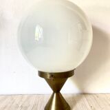 Ceiling lamp ball in opaline