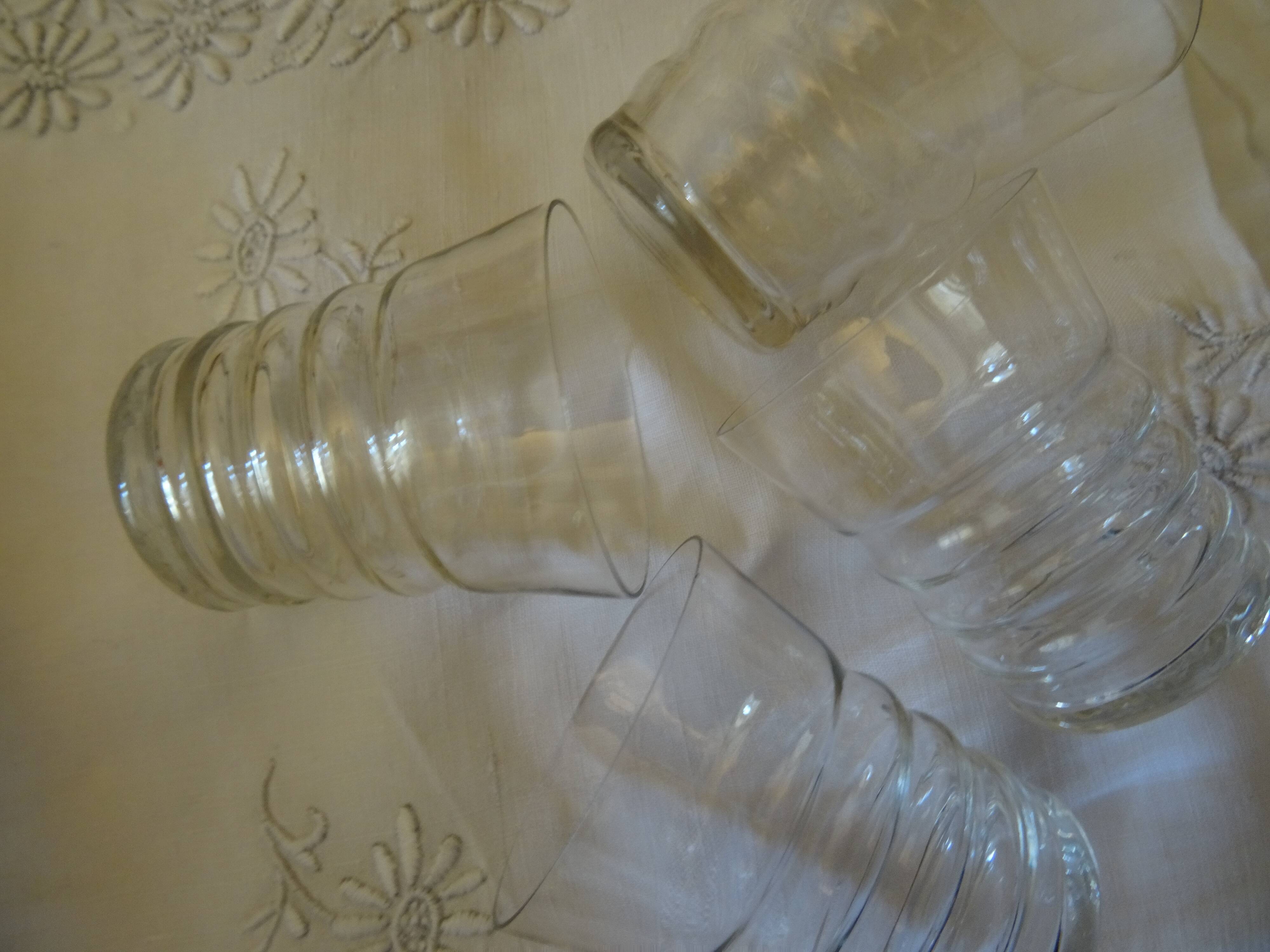 Set of 11 glasses decorated with "beading" decoration