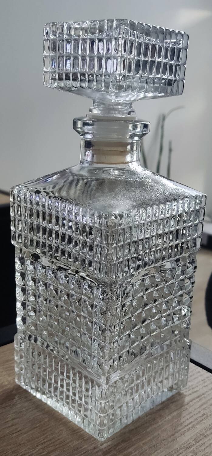 Large whisky decanter from France
