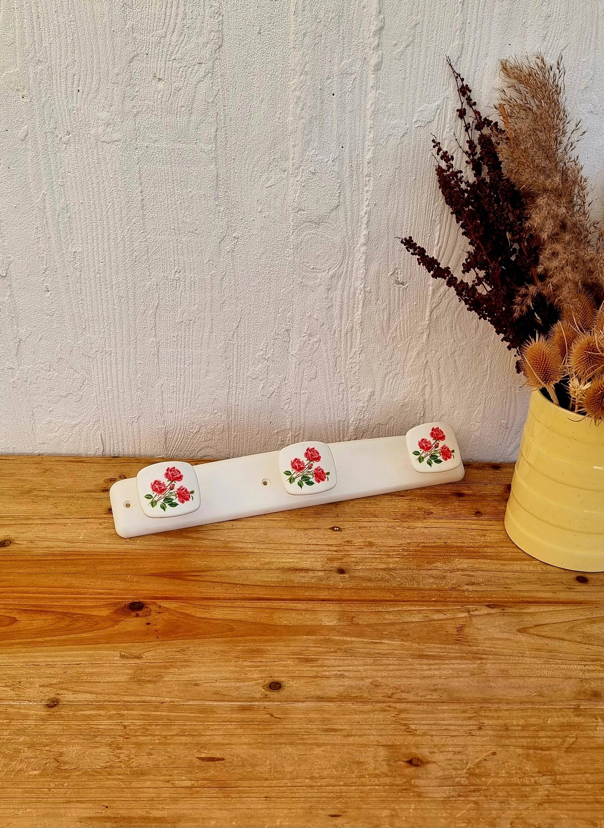 Vintage pink flower coat rack Syla