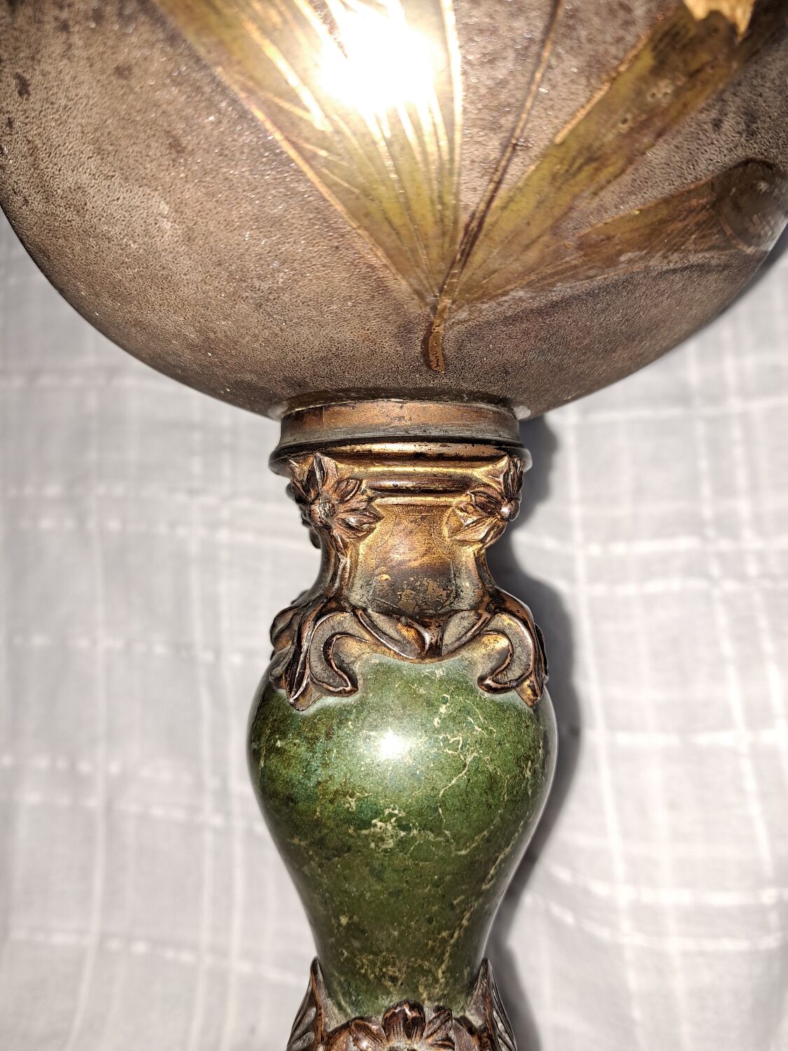 Art deco oil lamp