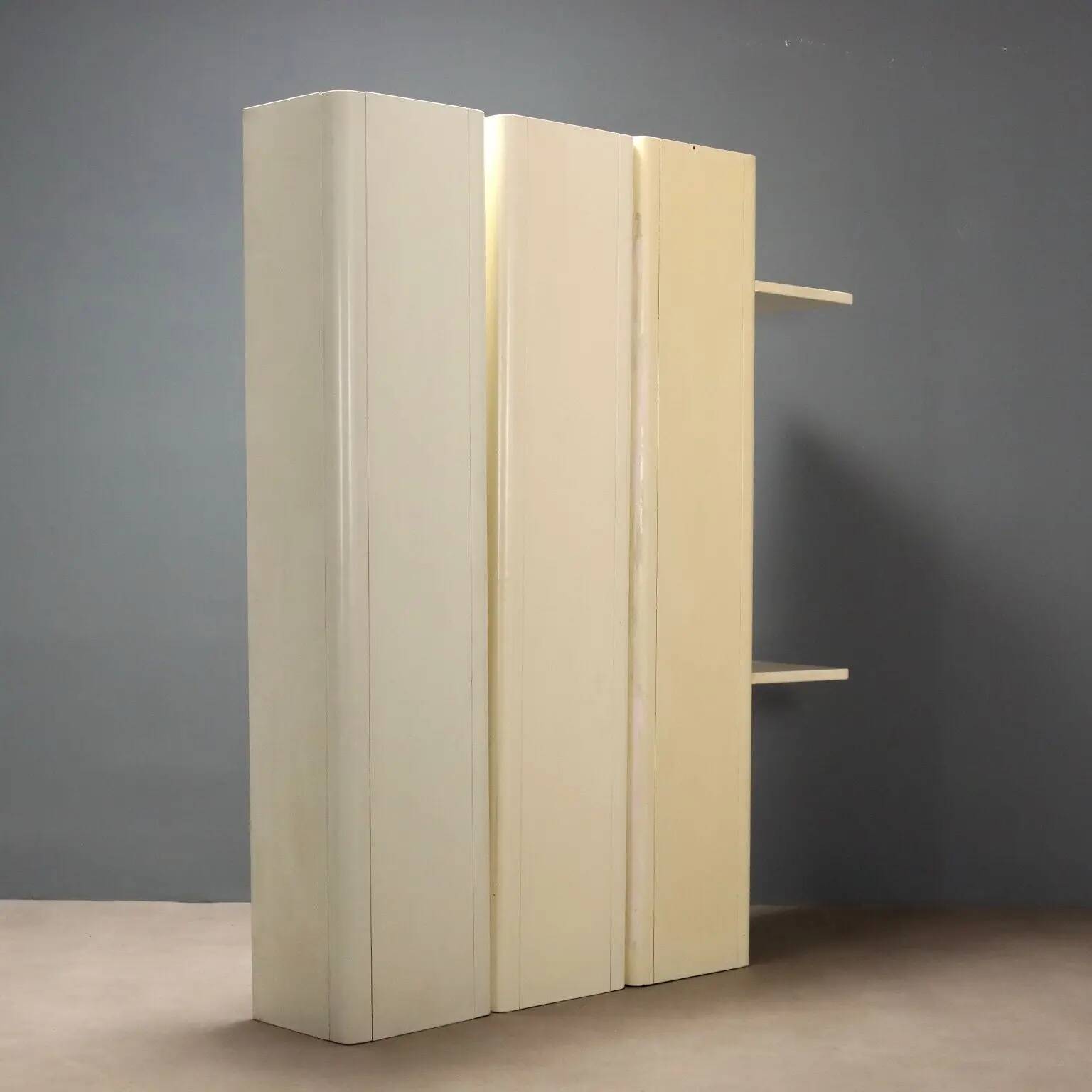 Armoire vintage Saporiti design Vittorio Introini Italie 1970s-1980s