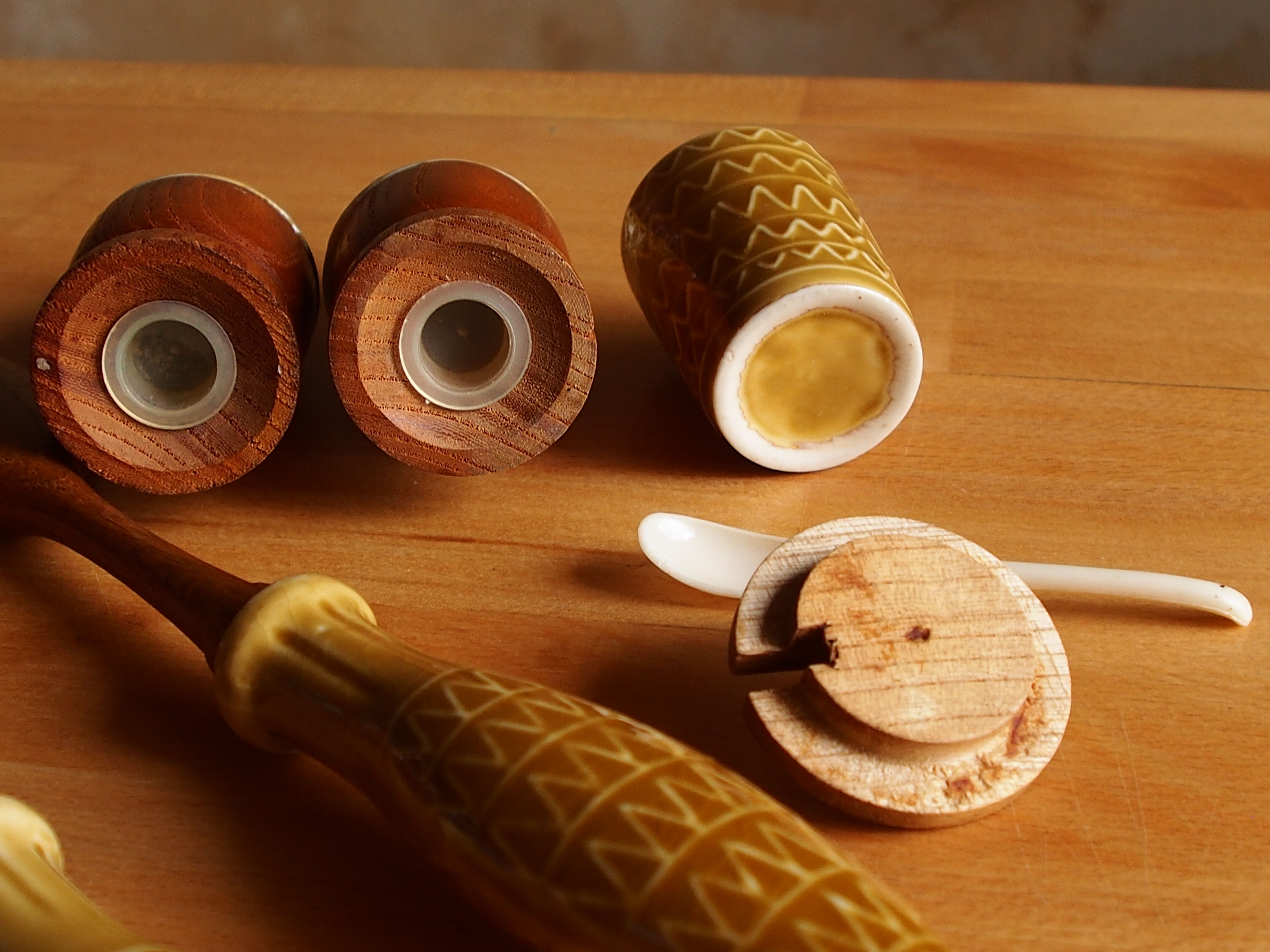 Vintage salt shaker, pepper, mustard and salad cutlery set
