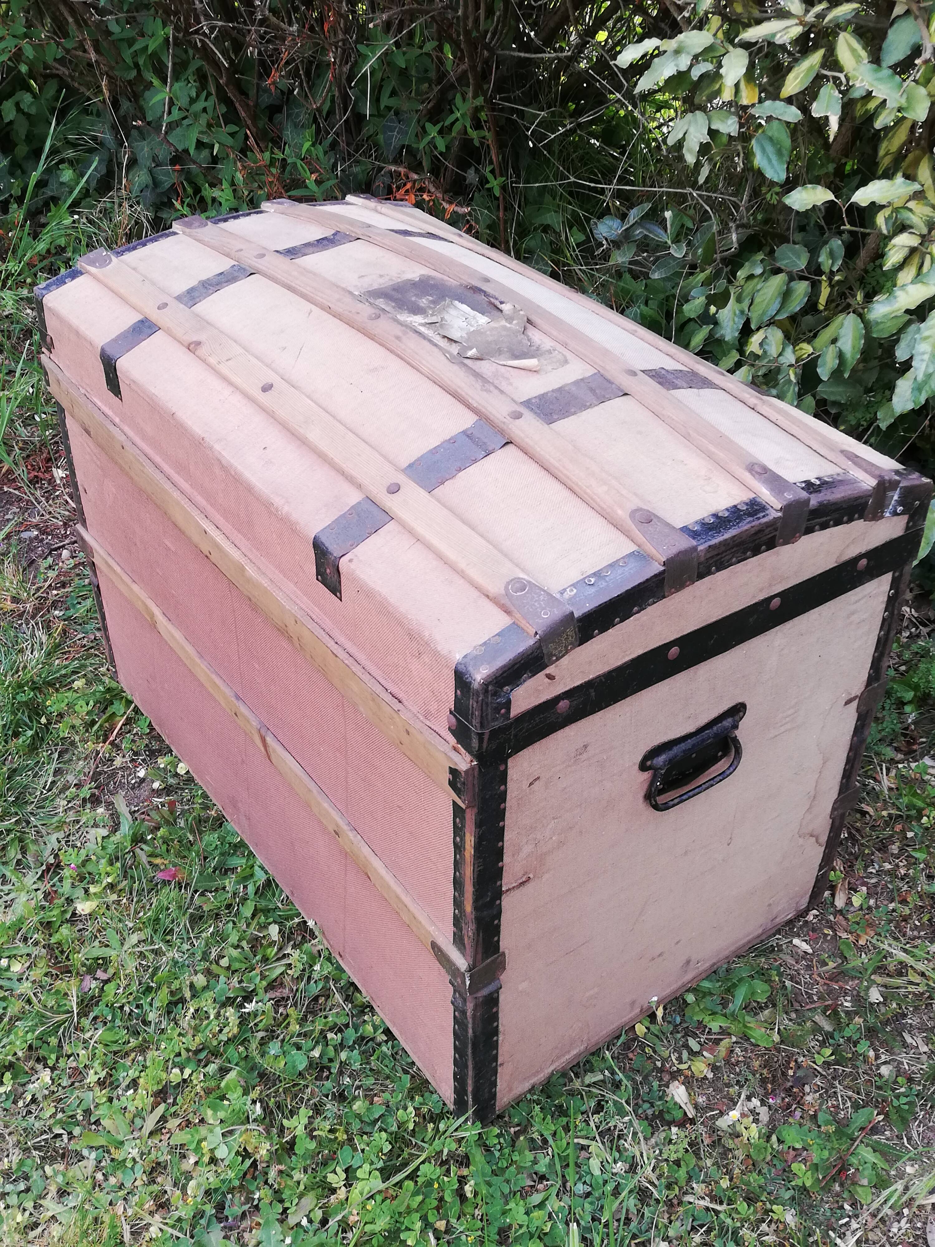 Wooden domed trunk