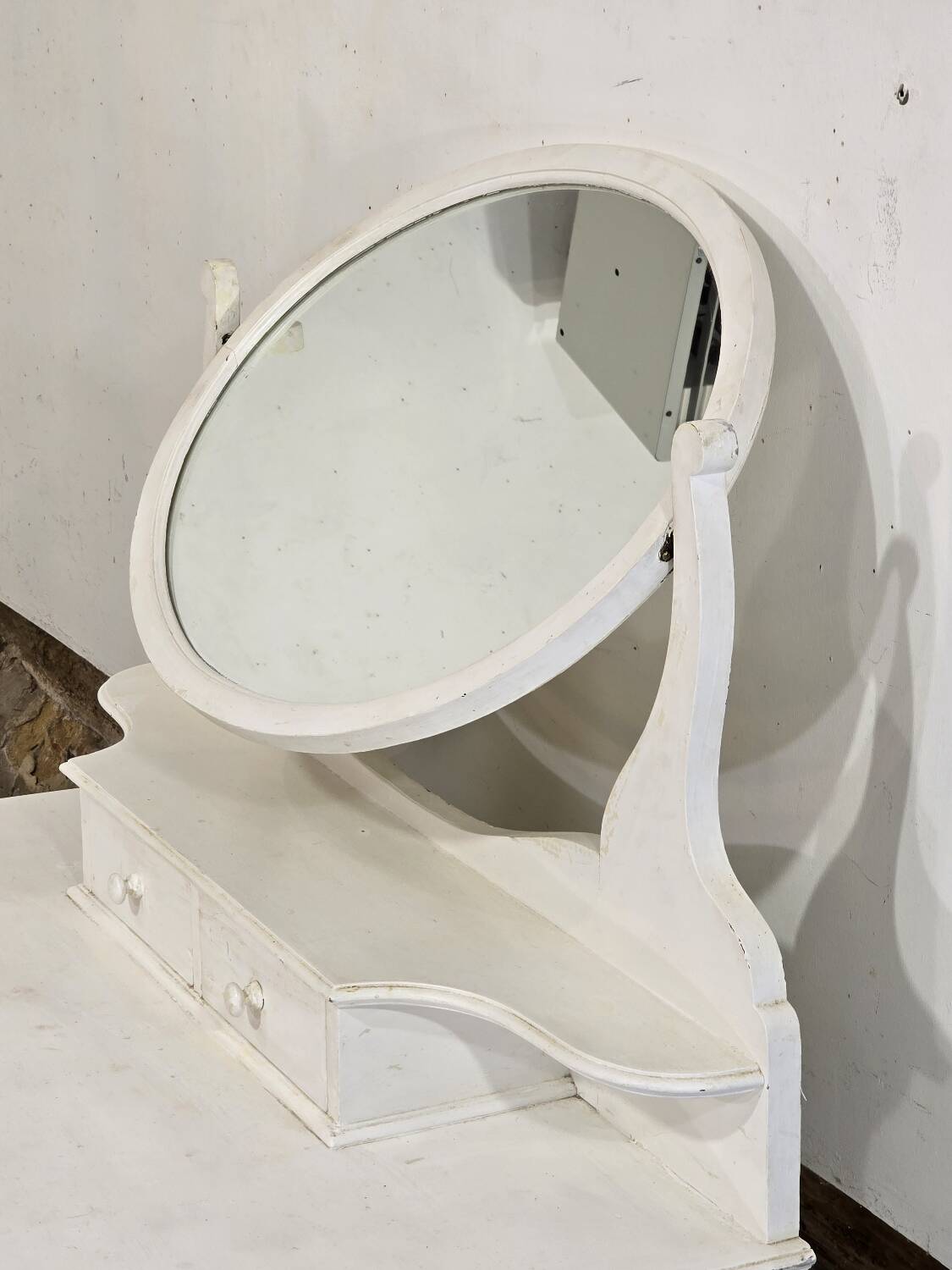 Antique 5-drawer dressing table with swivel mirror