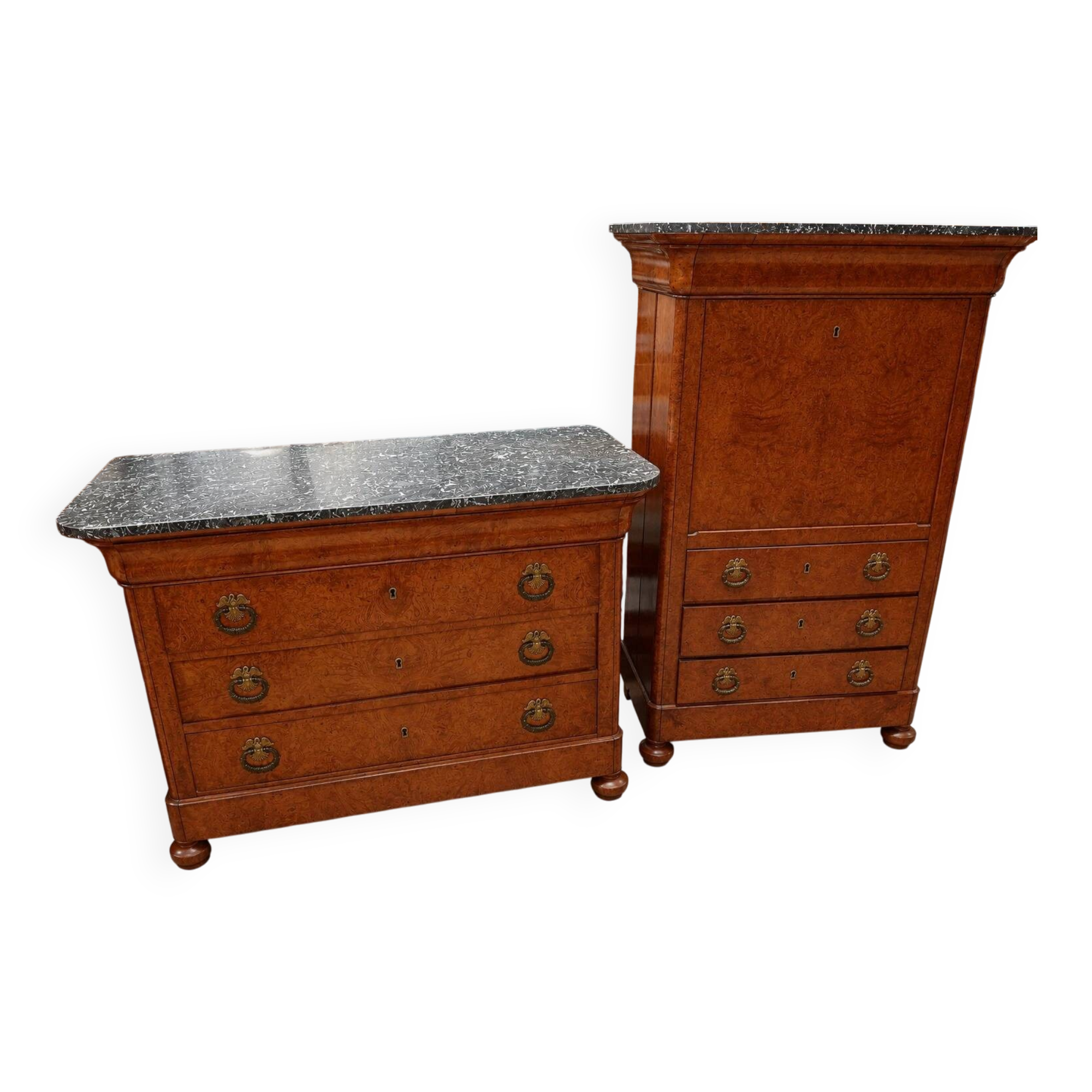 Set of furniture from the Charles X period.
