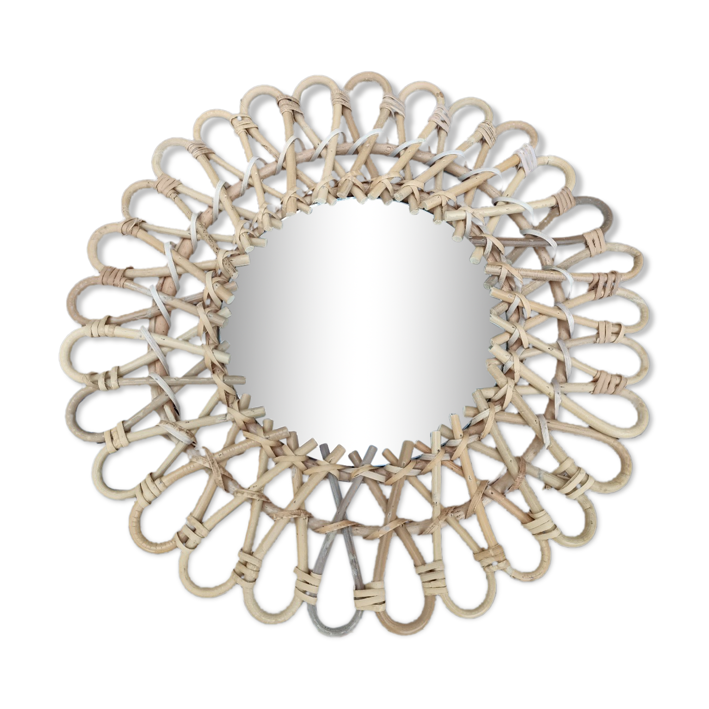 Round rattan mirror
