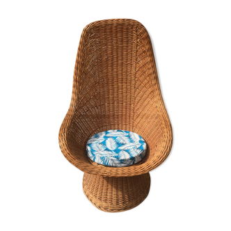 Rattan arpmchair