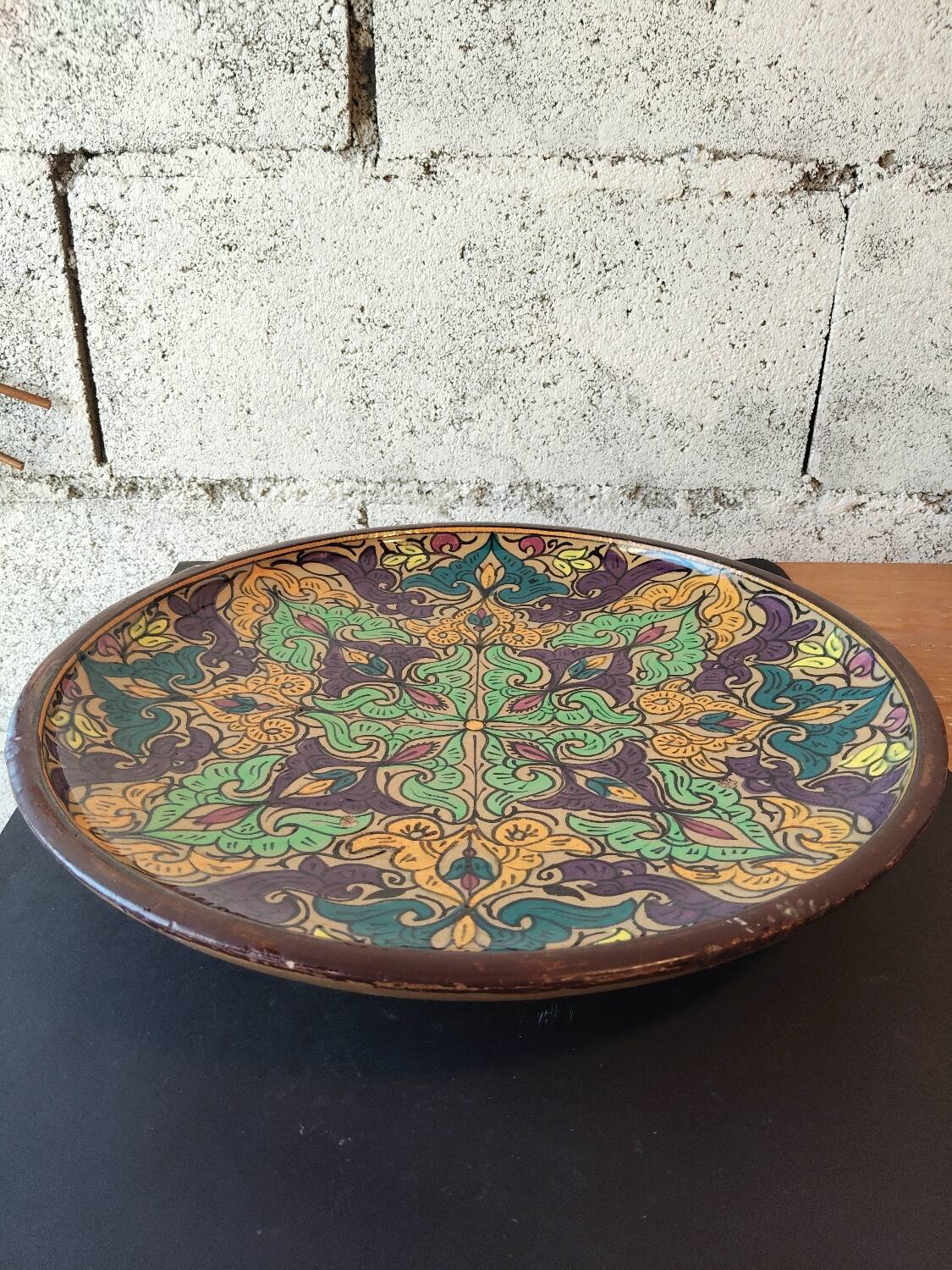 Large artisanal plate from Fès – 38 cm – Painted Moroccan ceramic
