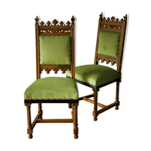 Paire de chaises néo-gothiques