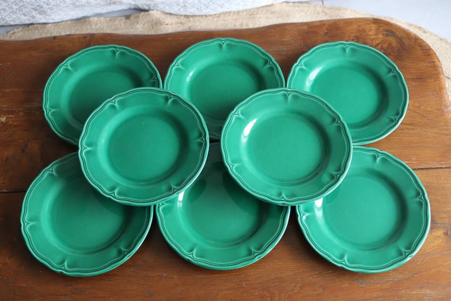 8 green dessert plates, southern wind