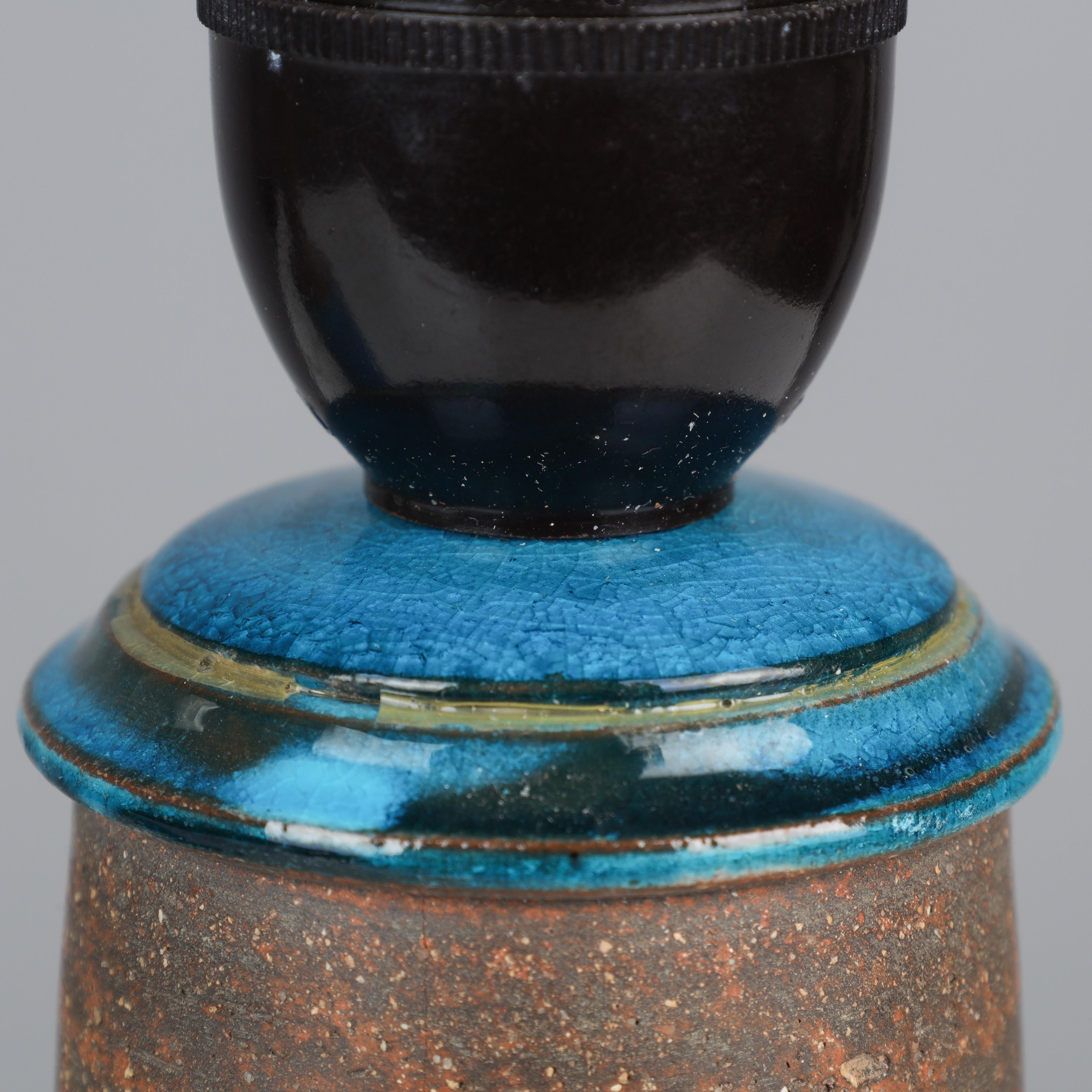 Nils Kahler table lamp in ceramic by Herman A. Kähler, Denmark, 1960 signed.