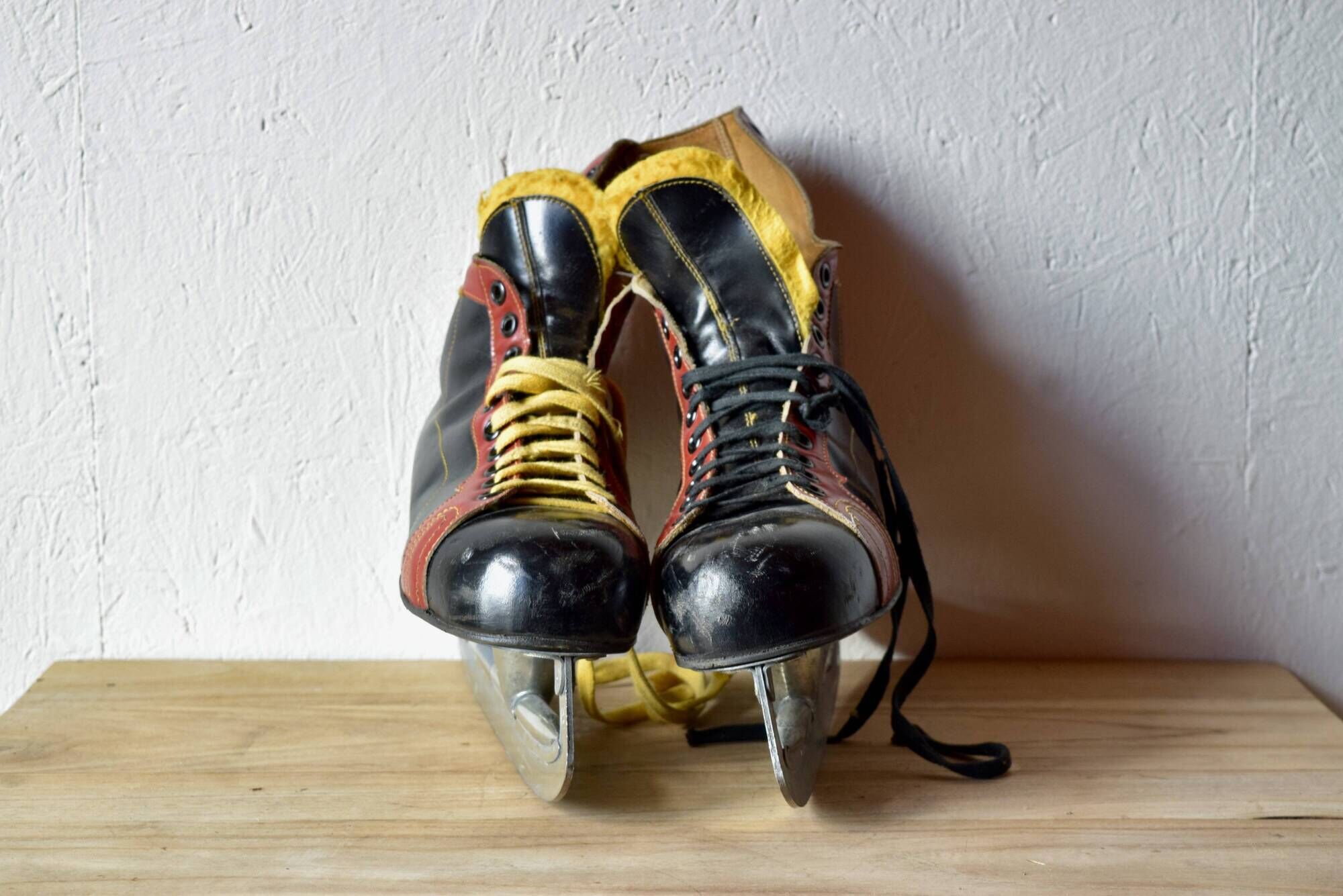 Pair of vintage Polar Match ice skates with carrying bag - 1970s