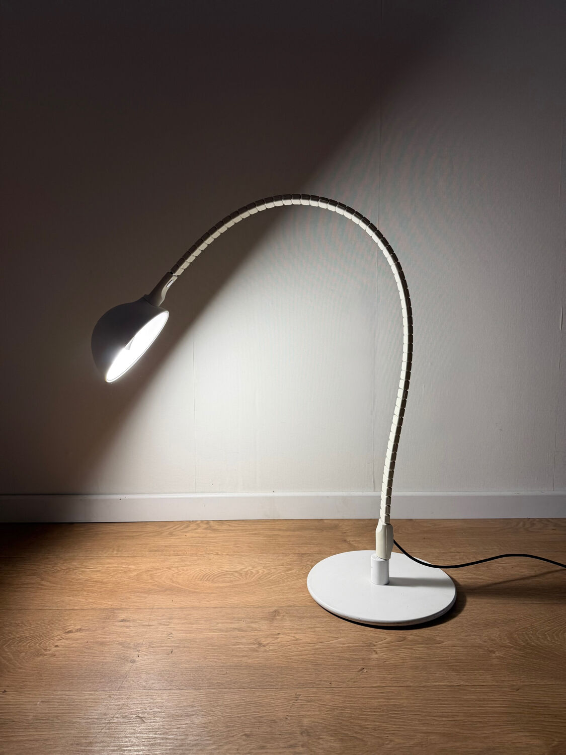"Vertebre" floor lamp by Elio Martinelli for Martinelli Luce – Italy