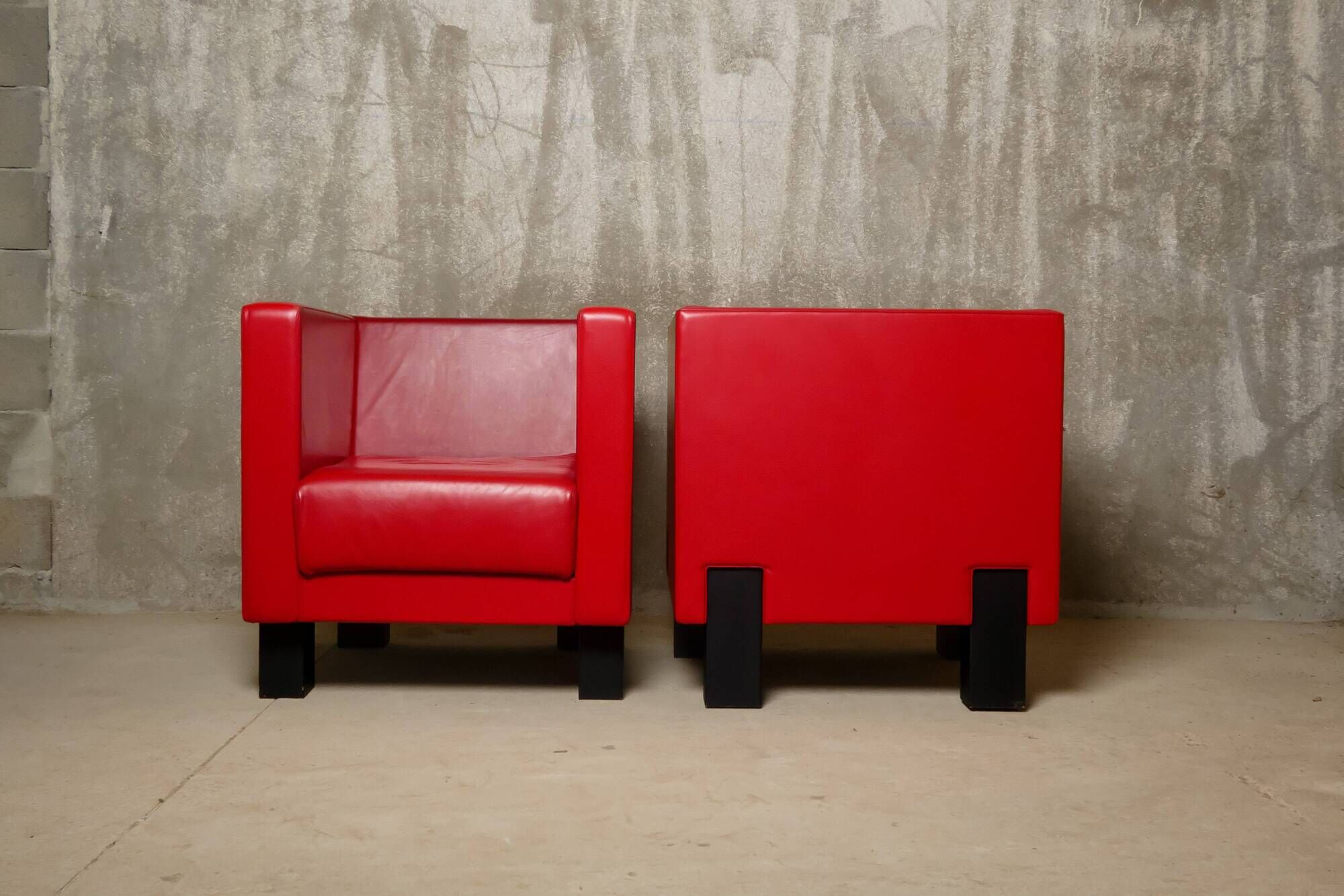 Poltrona Frau - Pair of armchairs in red leather and black beech - 2006 - IT.