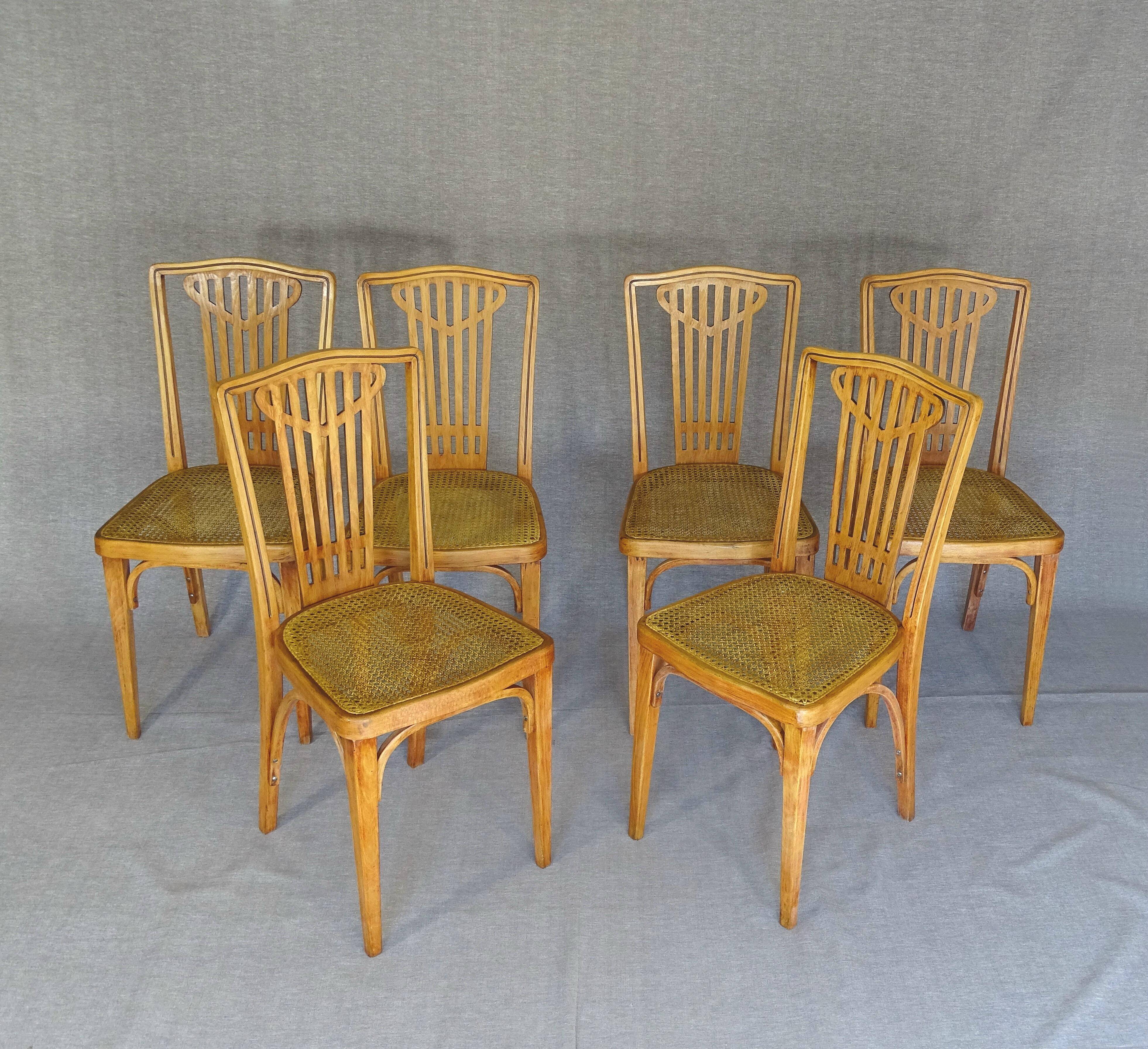 Set of 6 THONET chairs N°732 - 1914 - new canework - Viennese Secession.