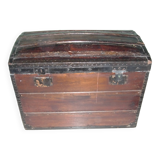 Malle ancienne en bois