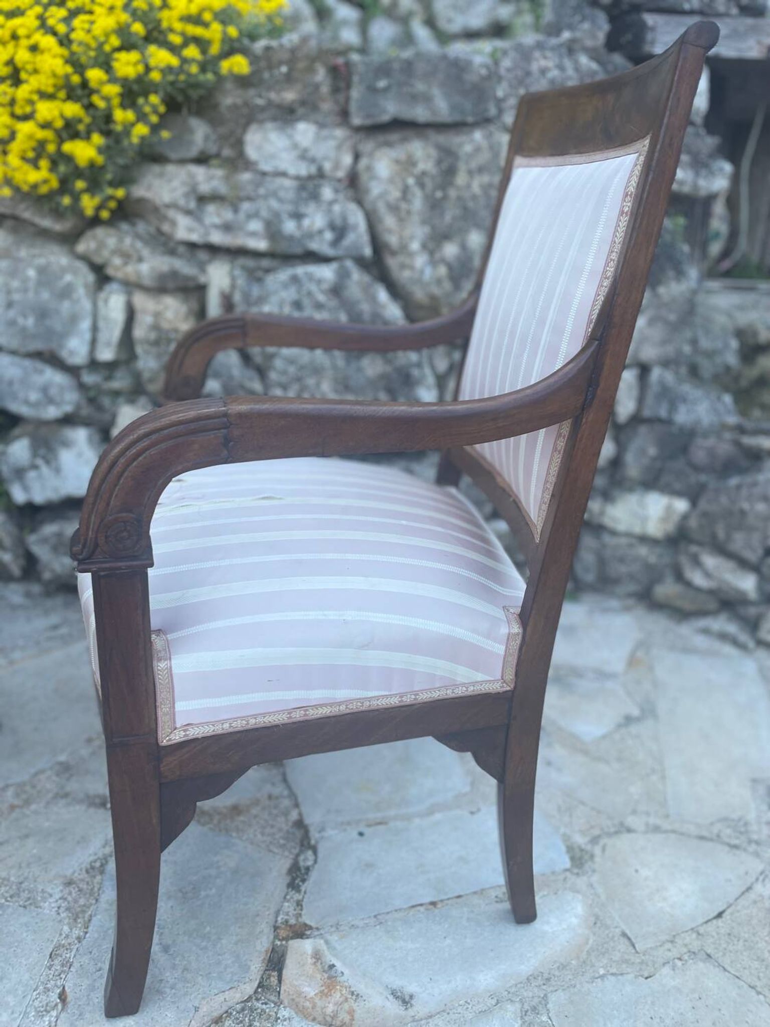 Paire de fauteuils français en Acajou d’époque restauration