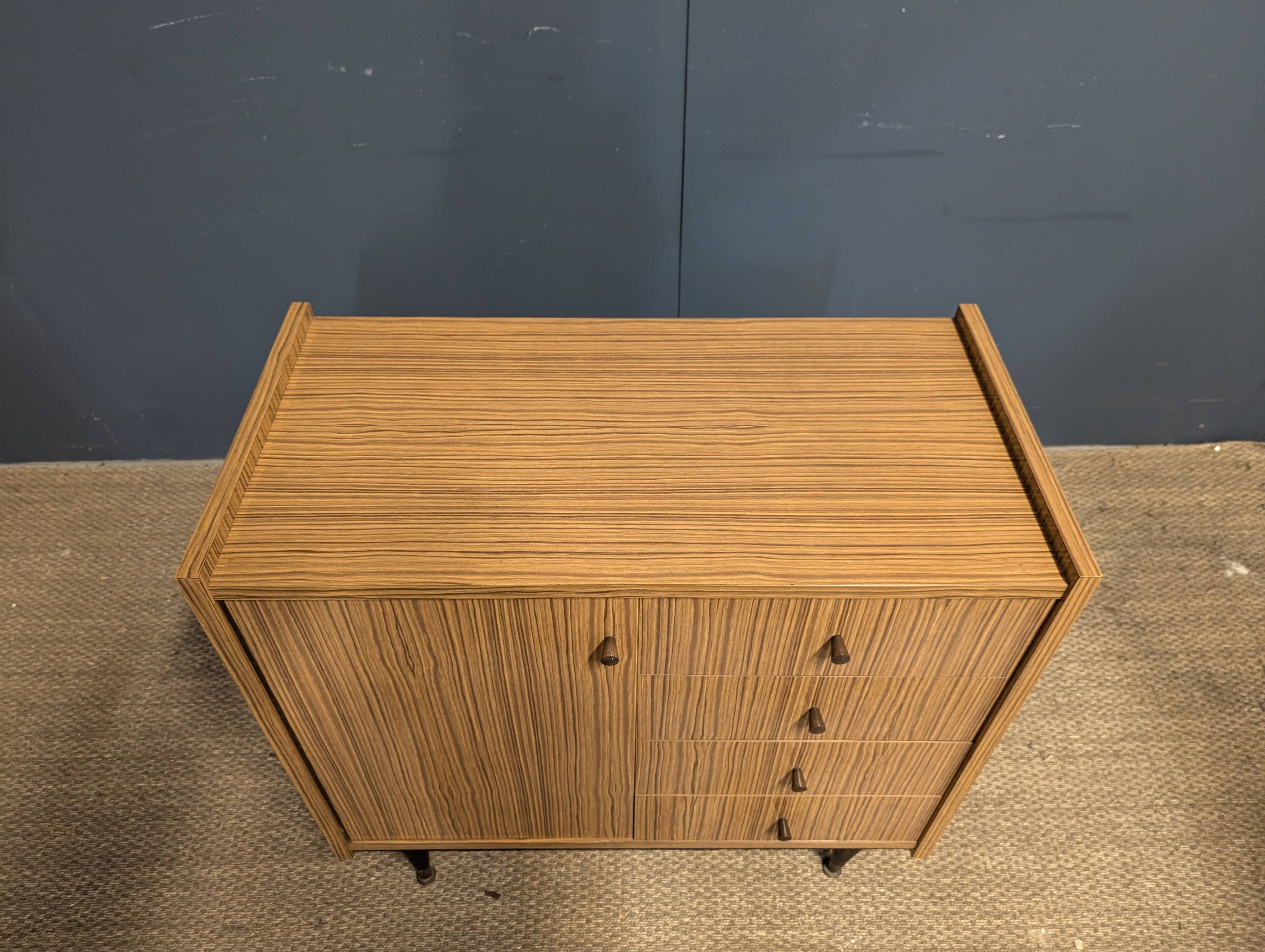 Vintage 60s sideboard