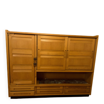 Library / Tall sideboard in solid wood and ceramics – Guillerme and Chambron