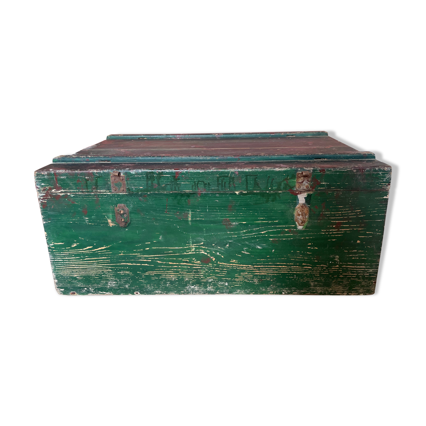 Green trunk