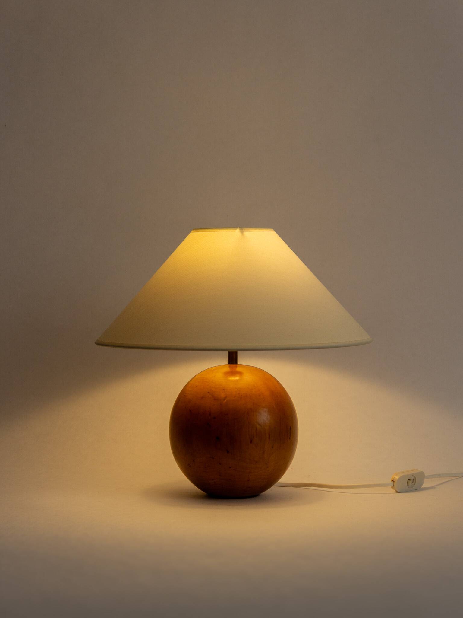 Ornamental lamp base made of elm wood, Italy 1960s.