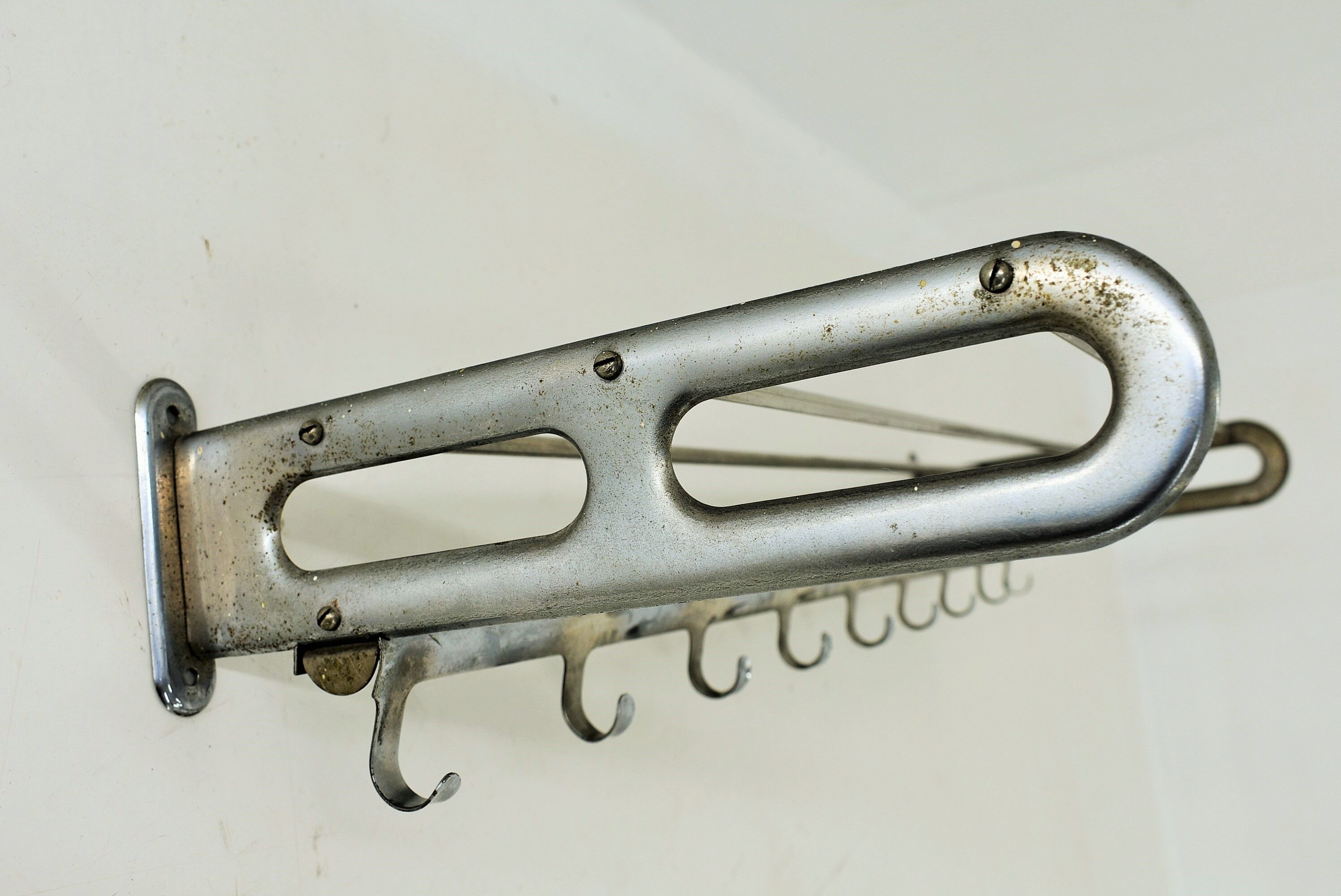 Portemanteau années 1930