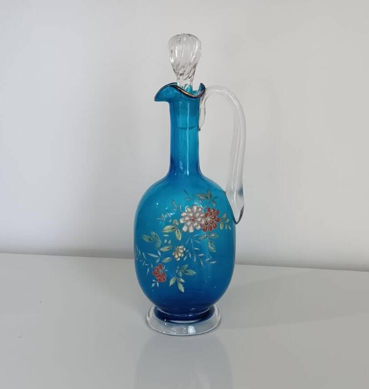 Botella o licorera francesa de cristal azul
